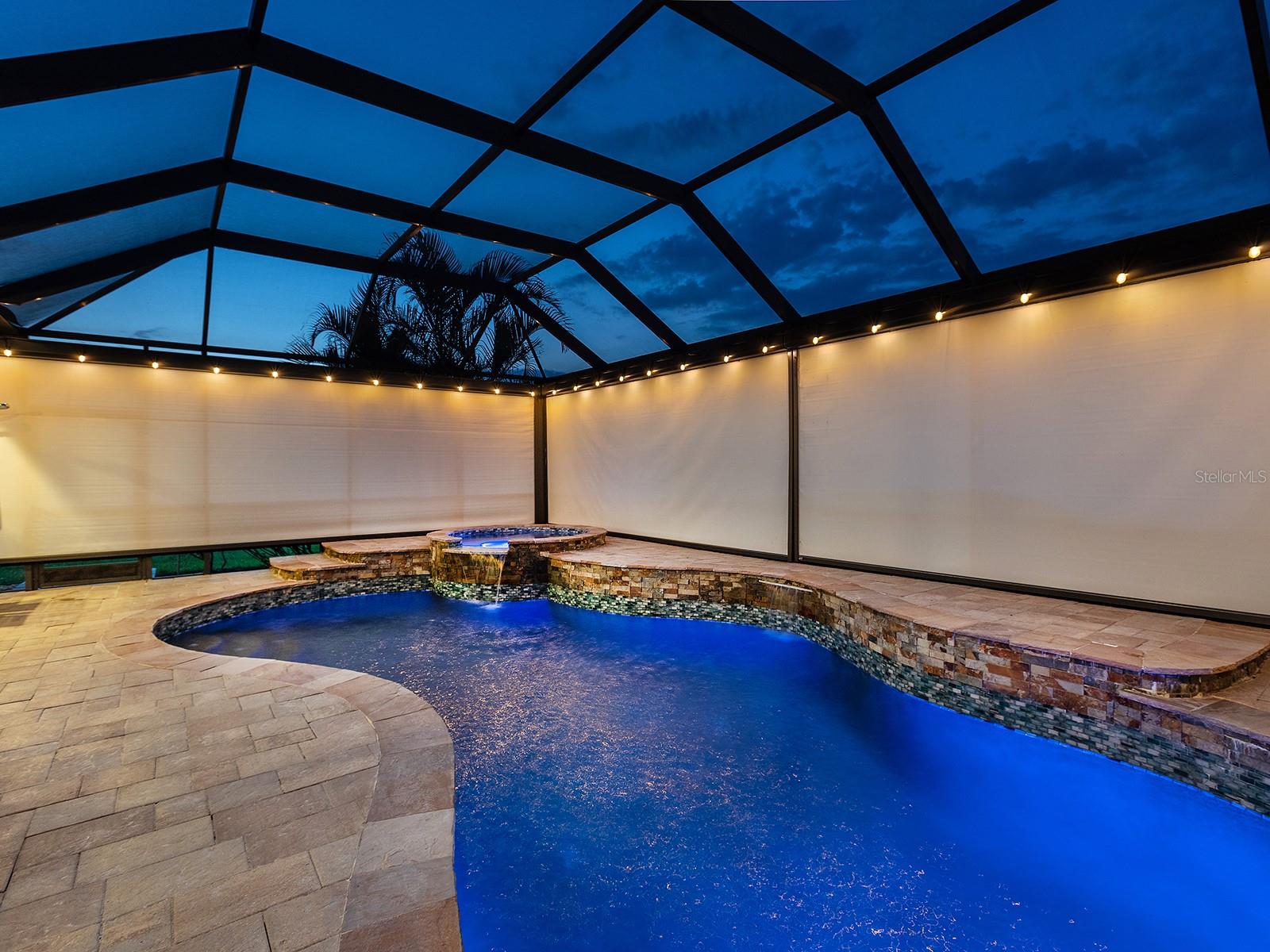 8911 HERITAGE SOUND DR, BRADENTON, FL, 34212