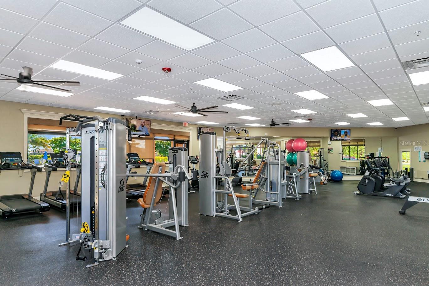 8911 HERITAGE SOUND DR, BRADENTON, FL, 34212