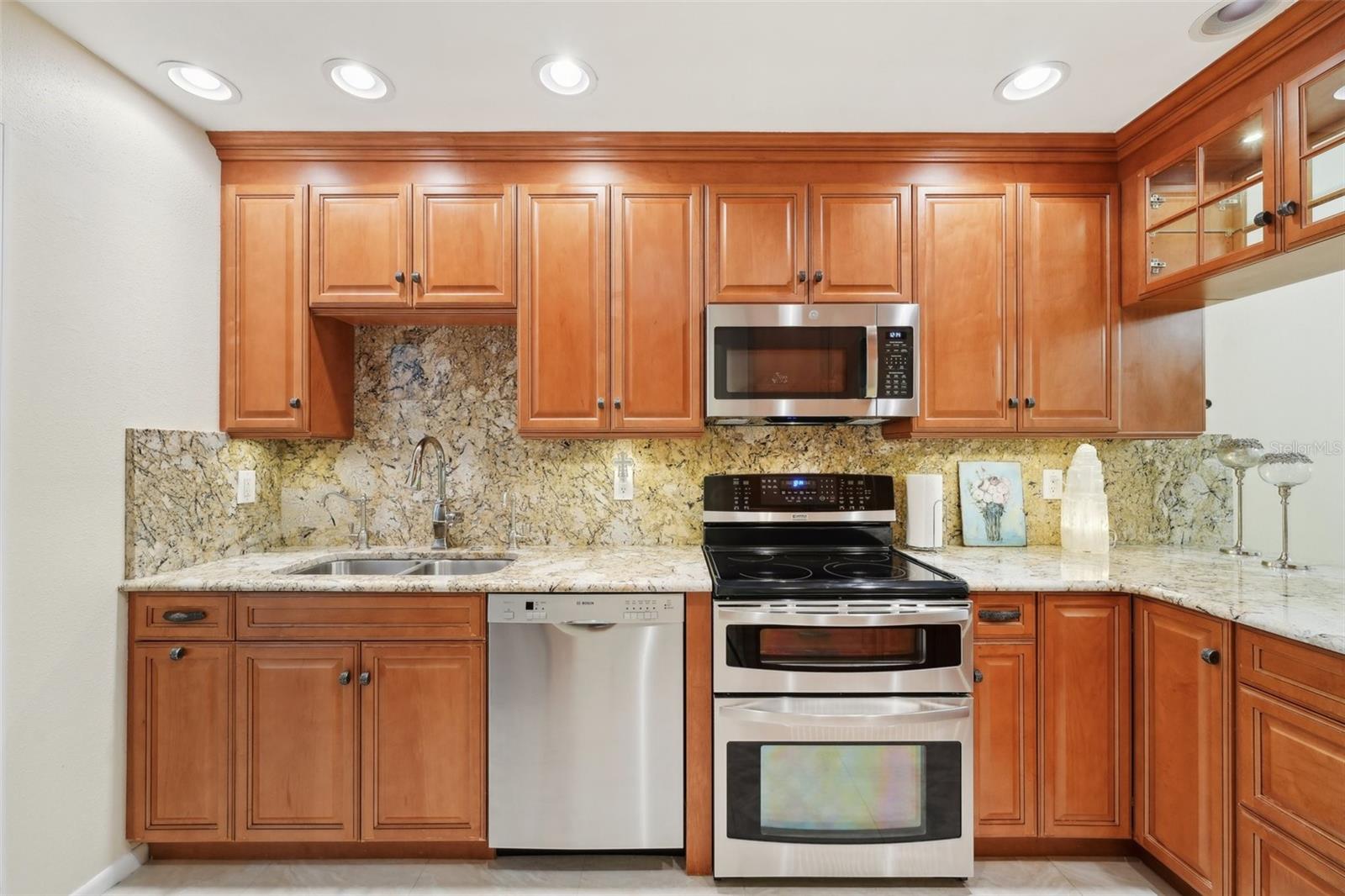 3505 TARPON WOODS BLVD #K409, PALM HARBOR, FL, 34685