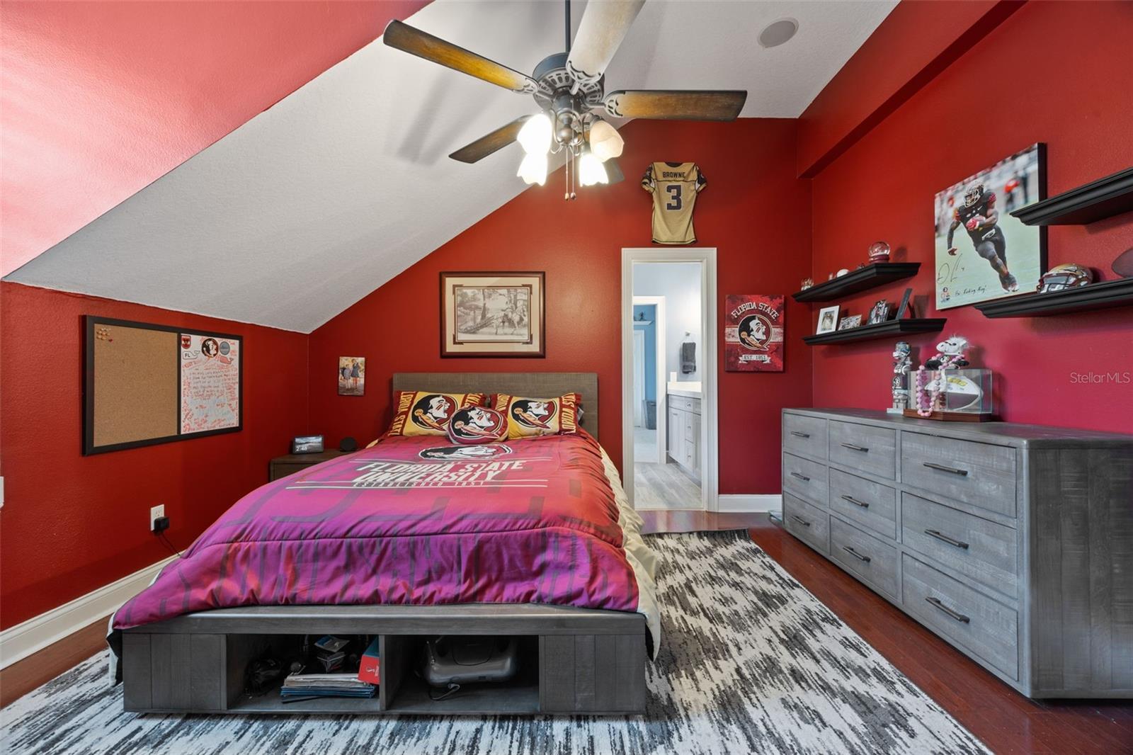 G5096890 Property Photo