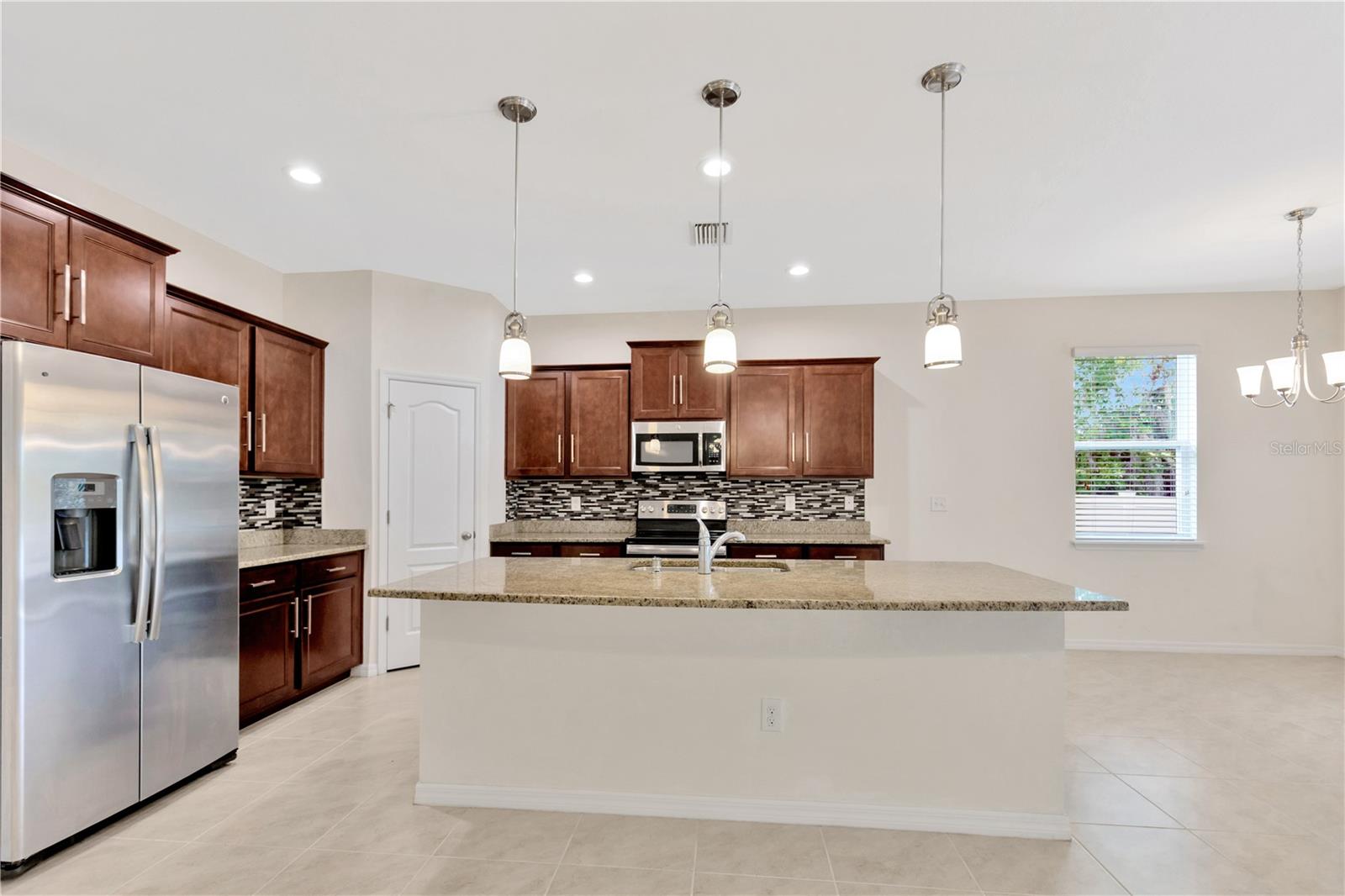 10434 SCENIC HOLLOW DR, RIVERVIEW, FL, 33578