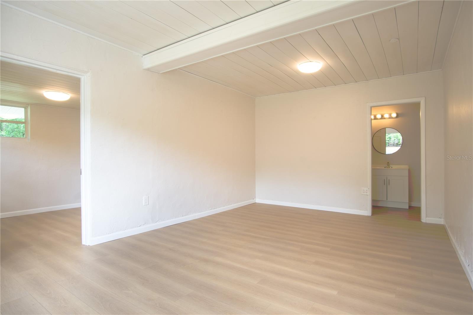 37701 PRIMO DR, DADE CITY, FL, 33523