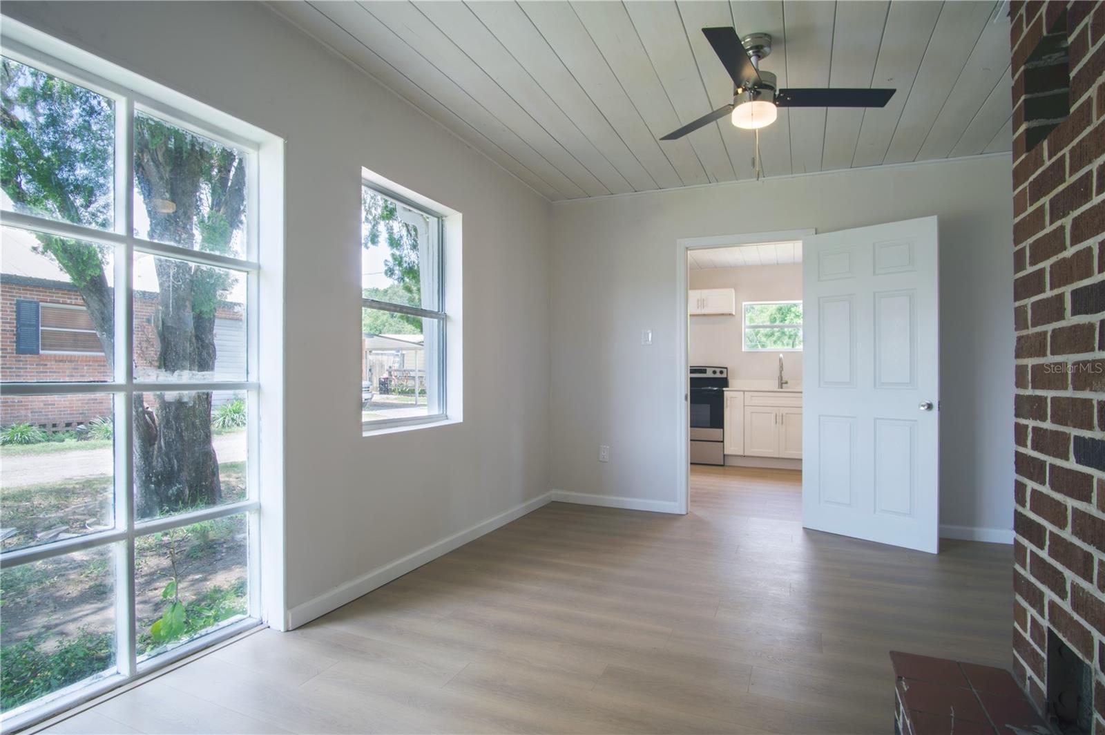 37701 PRIMO DR, DADE CITY, FL, 33523