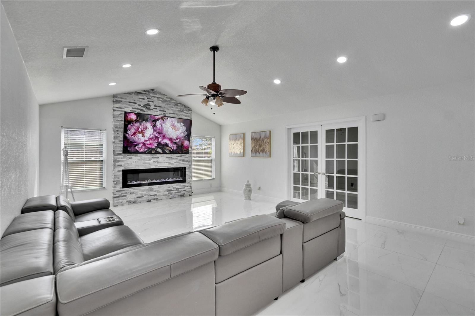 728 CAMROSE DR, BRANDON, FL, 33510