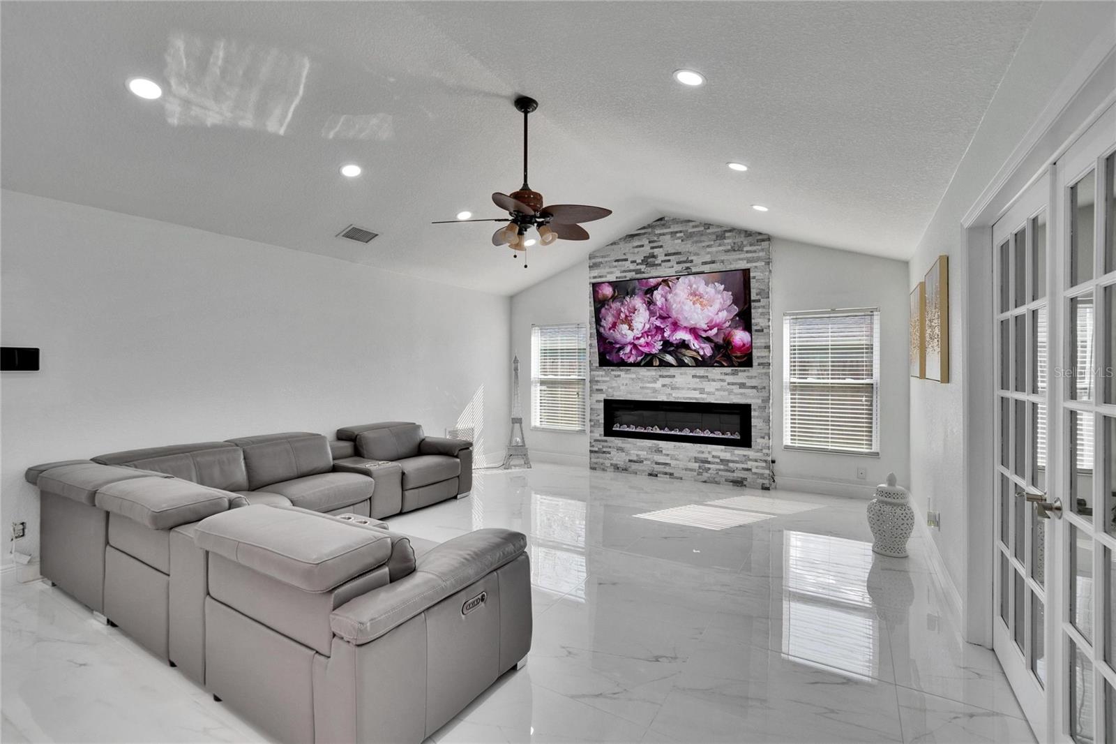 728 CAMROSE DR, BRANDON, FL, 33510