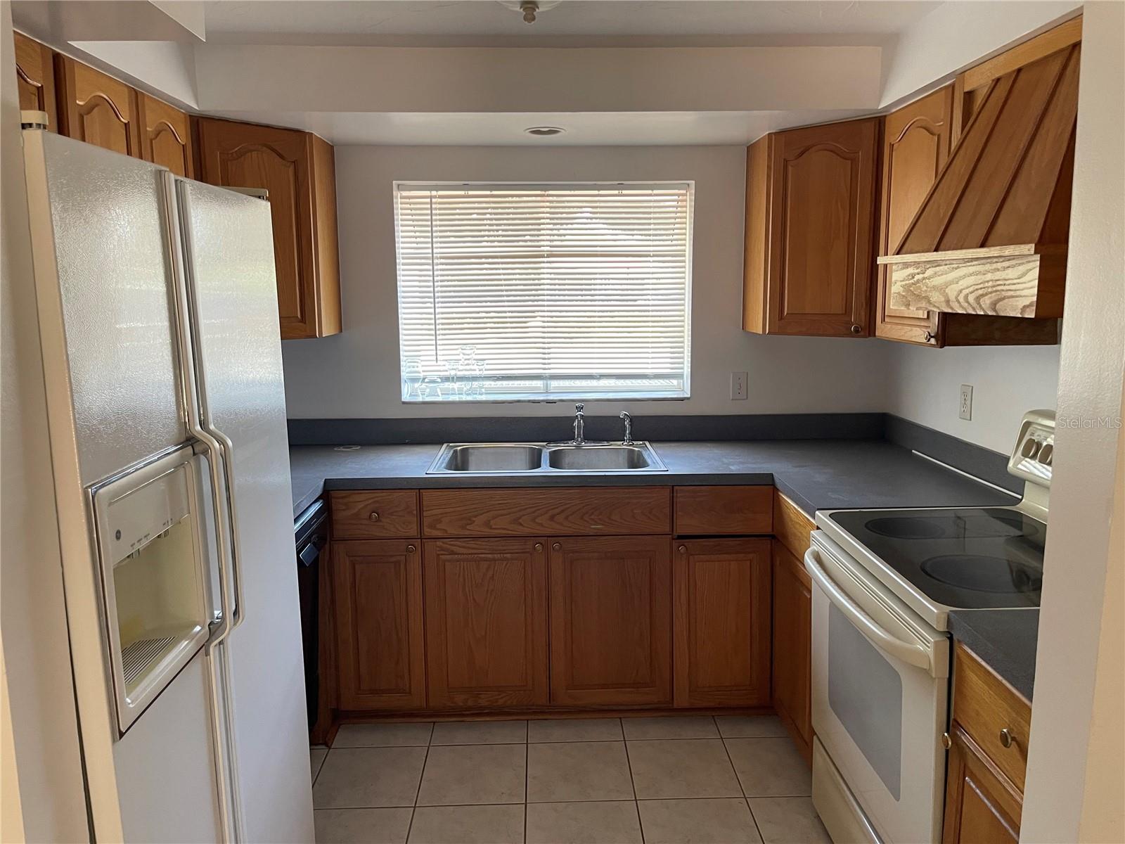 236 DAVIS BLVD, SARASOTA, FL, 34237