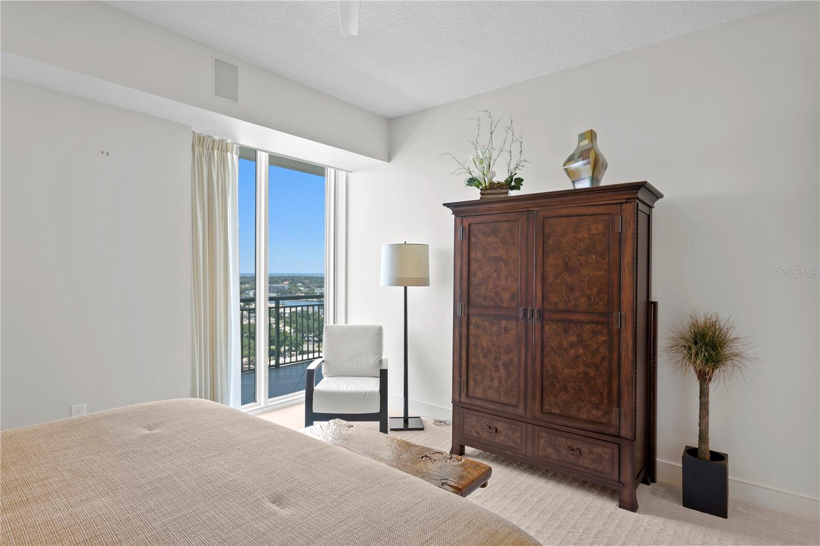 450 KNIGHTS RUN AVE #1704, TAMPA, FL, 33602