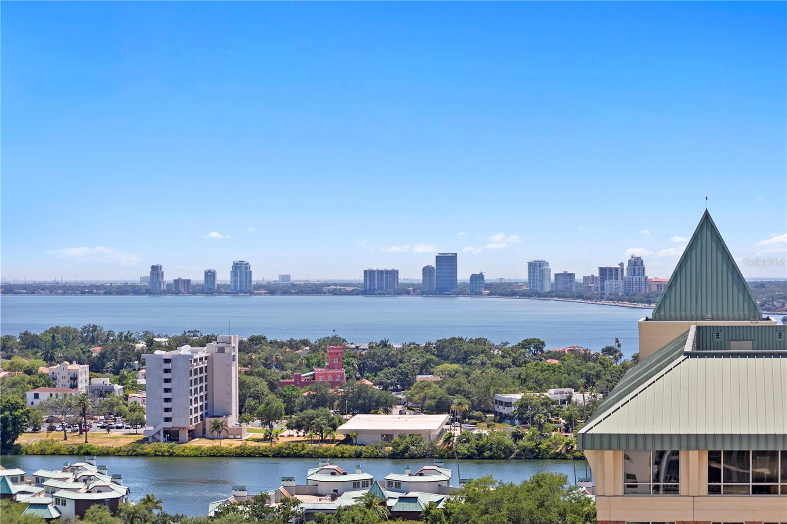 450 KNIGHTS RUN AVE #1704, TAMPA, FL, 33602