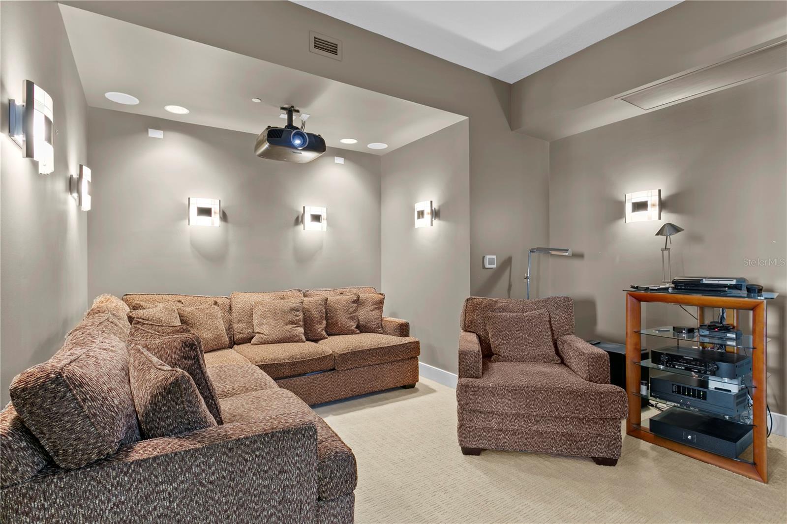 450 KNIGHTS RUN AVE #1704, TAMPA, FL, 33602