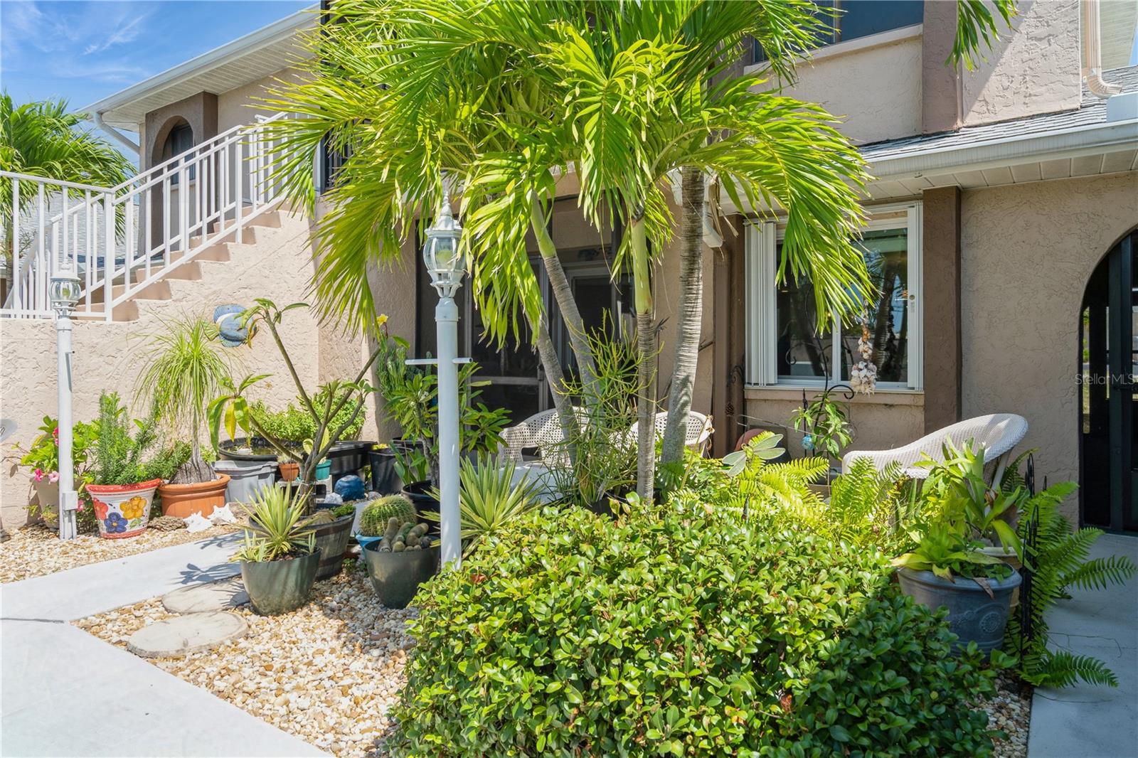 527 CAPE CORAL PKWY W #4, CAPE CORAL, FL, 33914