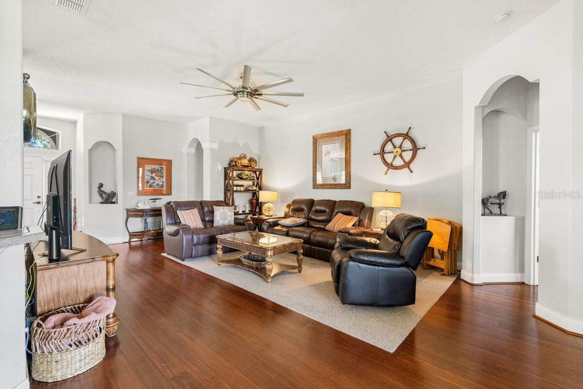 637 MARISOL DR, NEW SMYRNA BEACH, FL, 32168