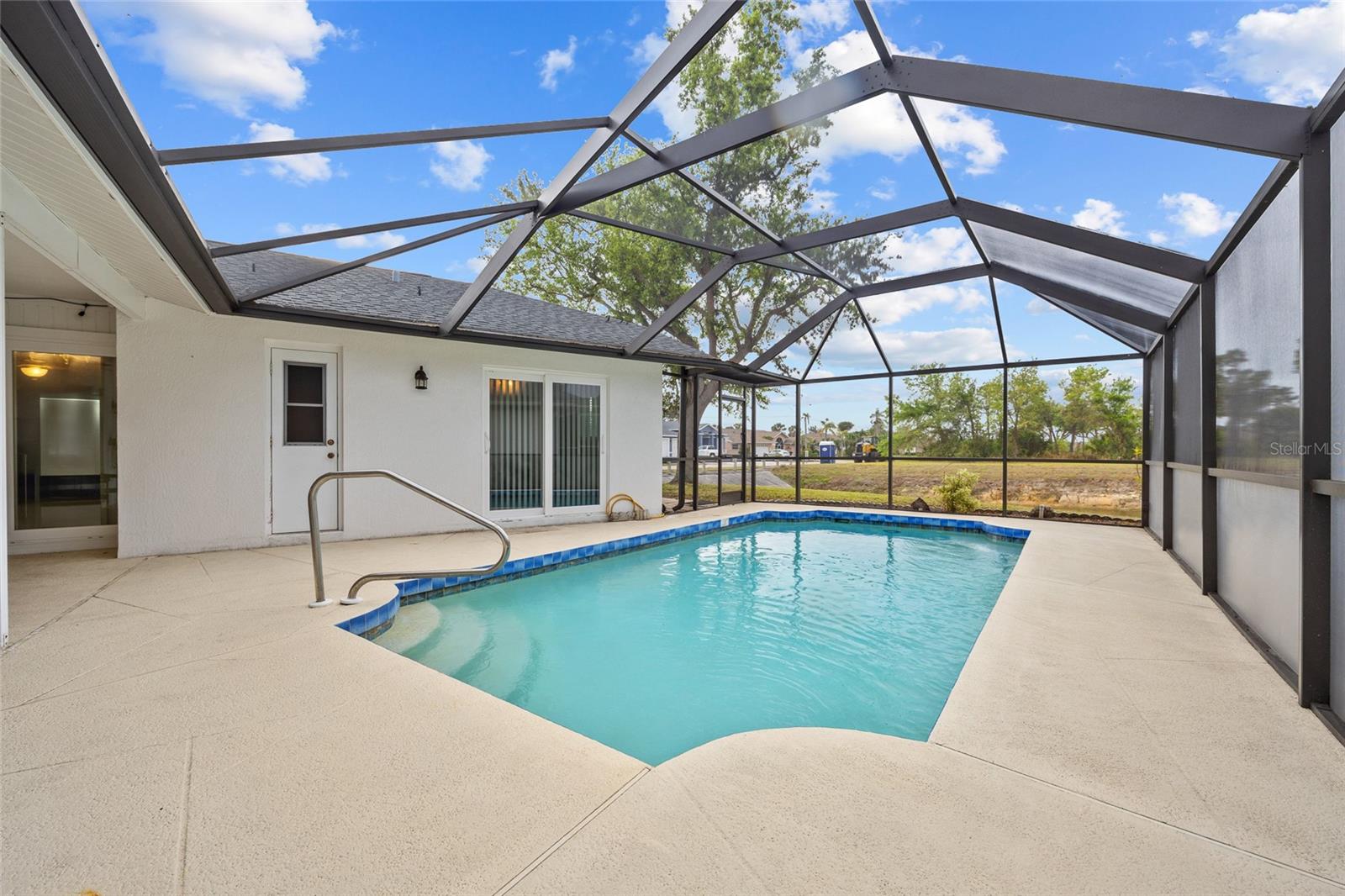 1 SPORTSMAN WAY, ROTONDA WEST, FL, 33947