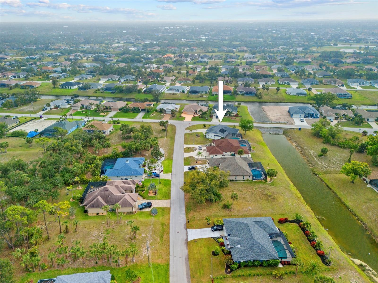 1 SPORTSMAN WAY, ROTONDA WEST, FL, 33947