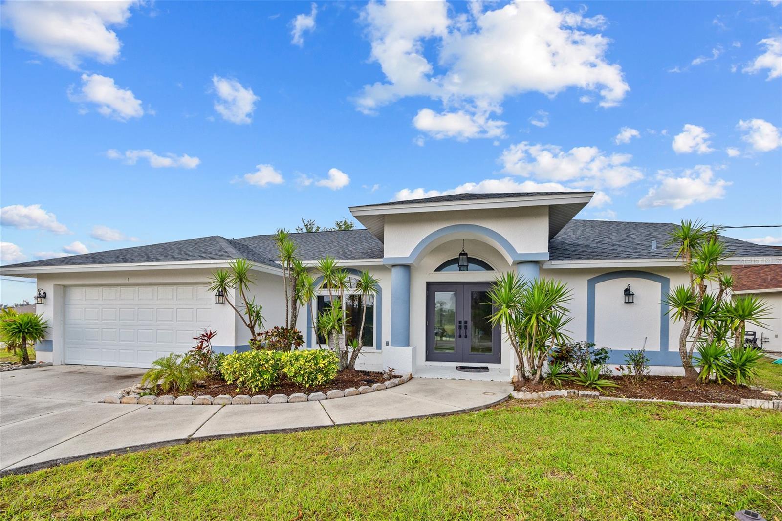1 SPORTSMAN WAY, ROTONDA WEST, FL, 33947
