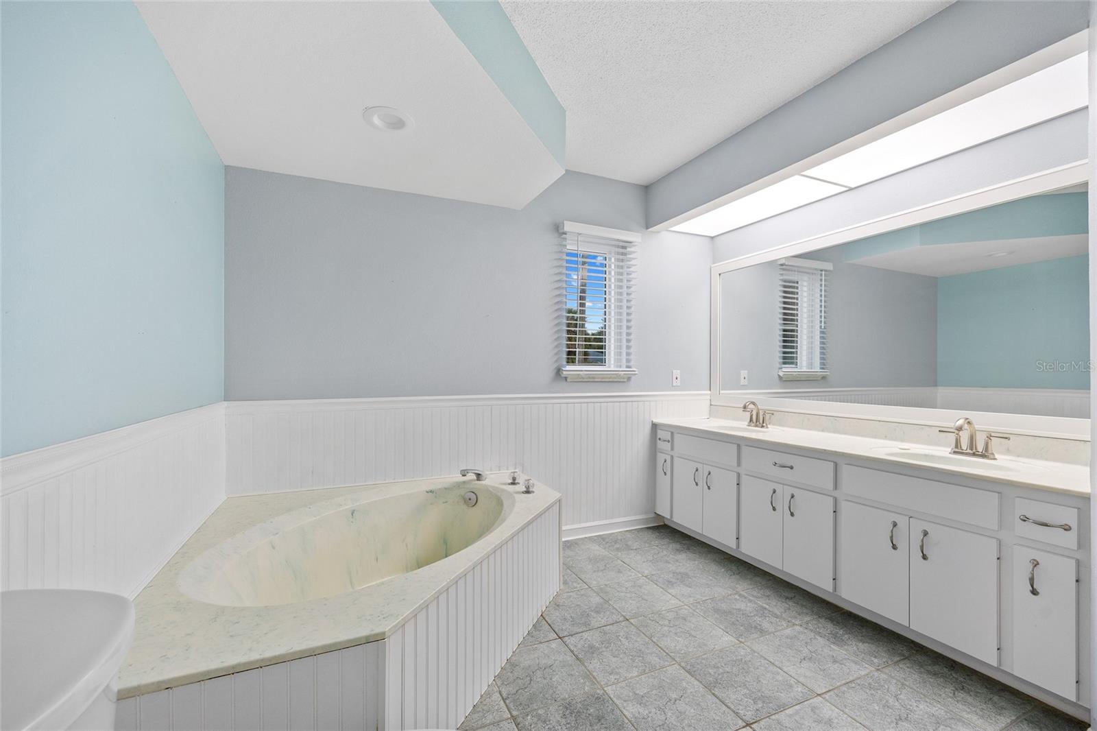 1 SPORTSMAN WAY, ROTONDA WEST, FL, 33947