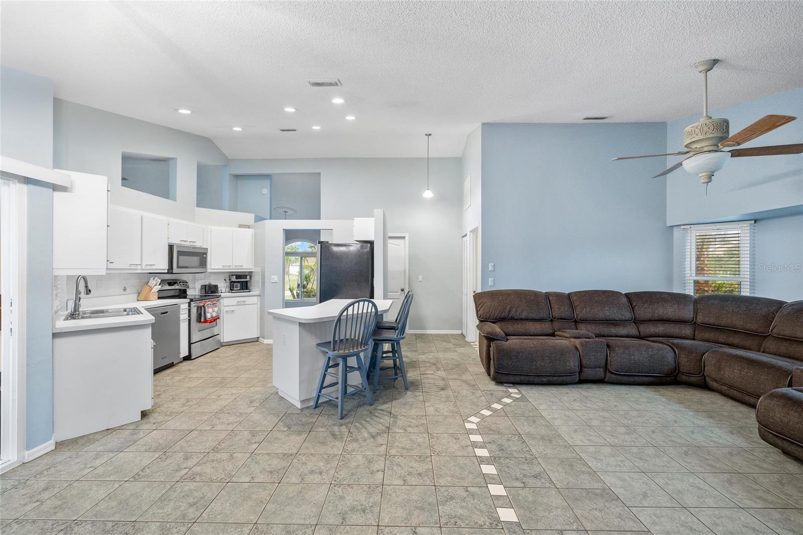 1 SPORTSMAN WAY, ROTONDA WEST, FL, 33947