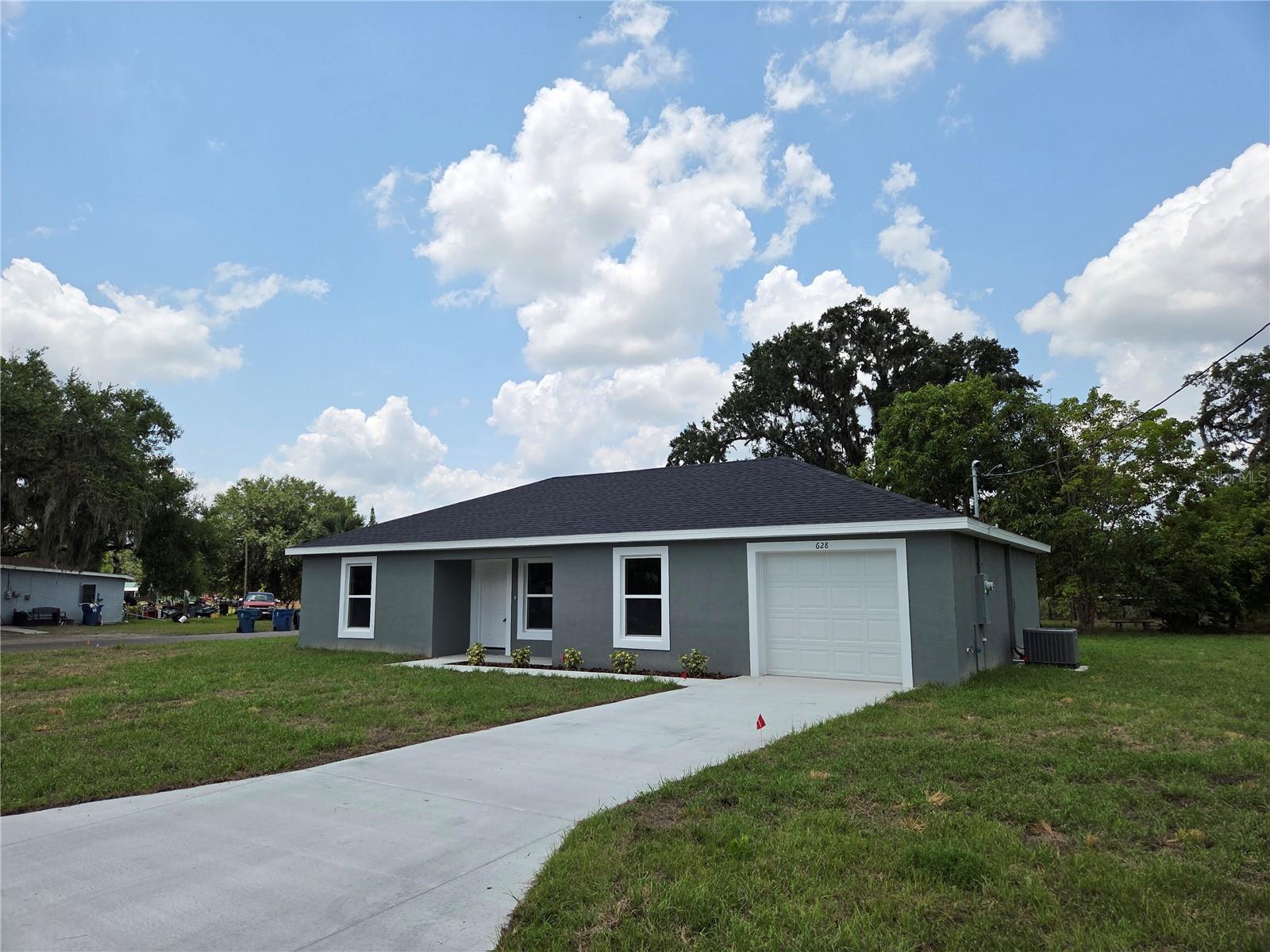 628 SE PINE AVE, FORT MEADE, FL, 33841