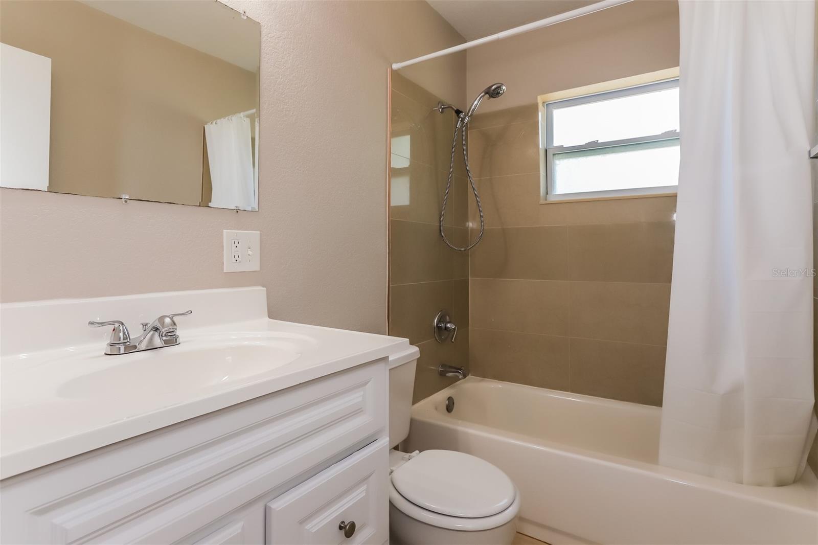 7127 32ND AVE N, ST PETERSBURG, FL, 33710