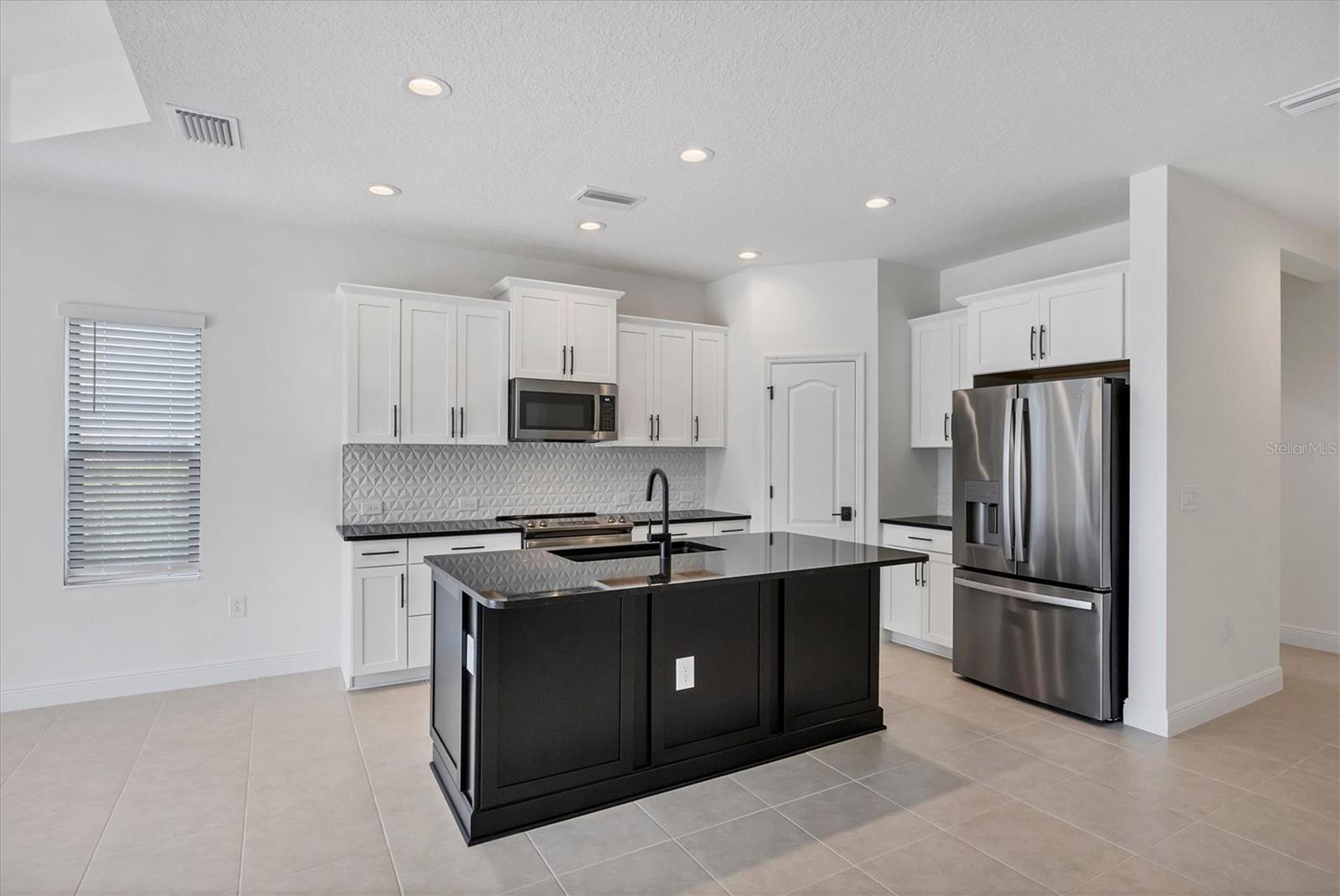 281 POTENZA LOOP, NOKOMIS, FL, 34275