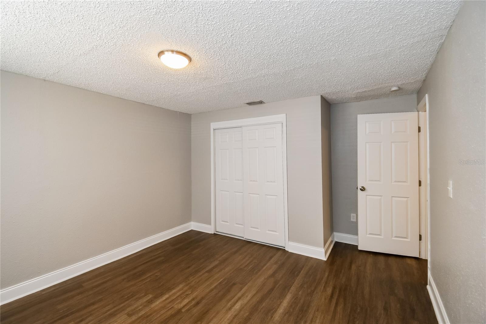 11733 SURFWOOD AVE, JACKSONVILLE, FL, 32246