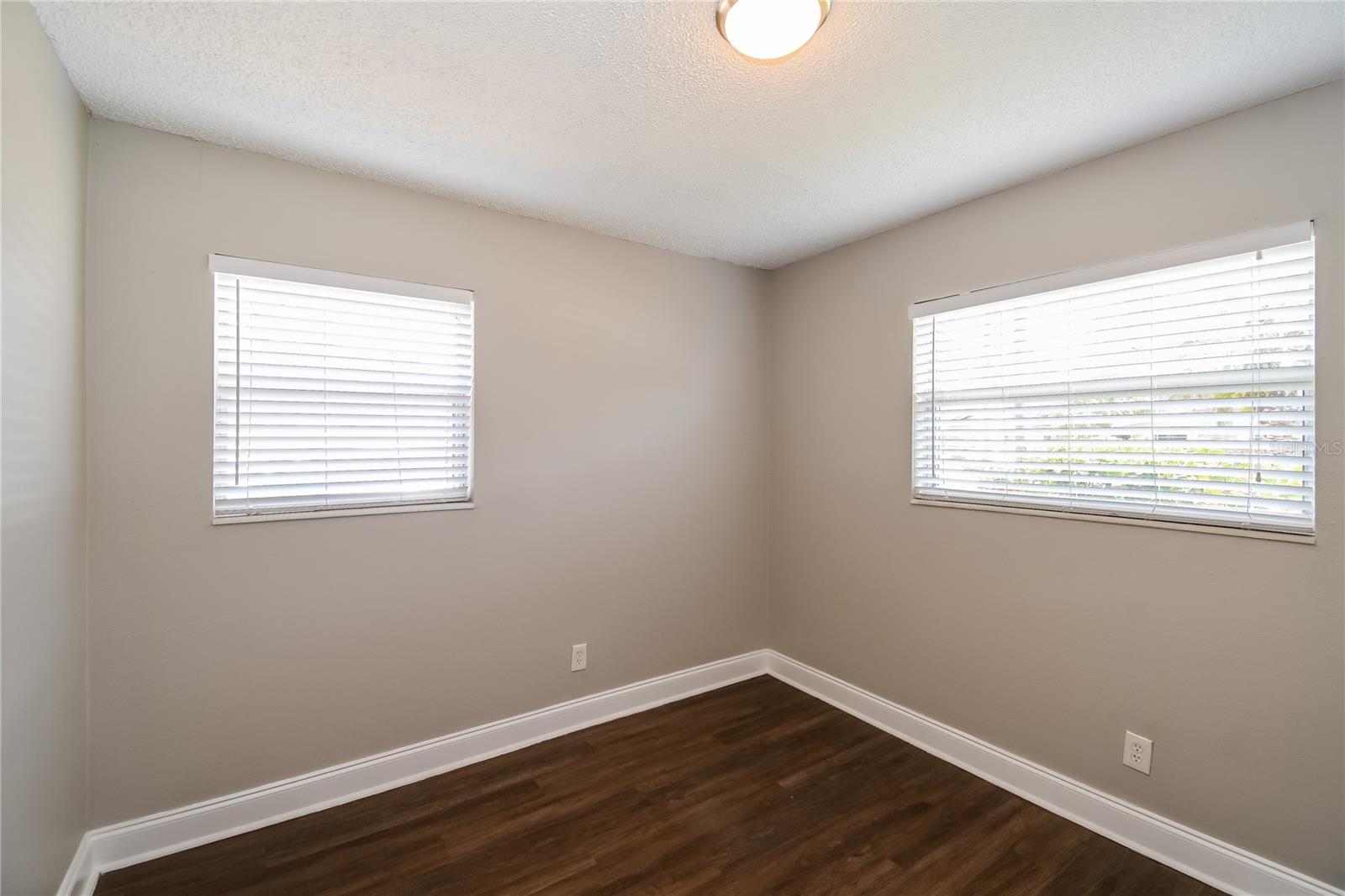 11733 SURFWOOD AVE, JACKSONVILLE, FL, 32246