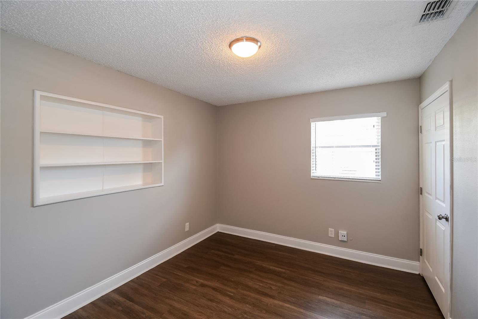 11733 SURFWOOD AVE, JACKSONVILLE, FL, 32246