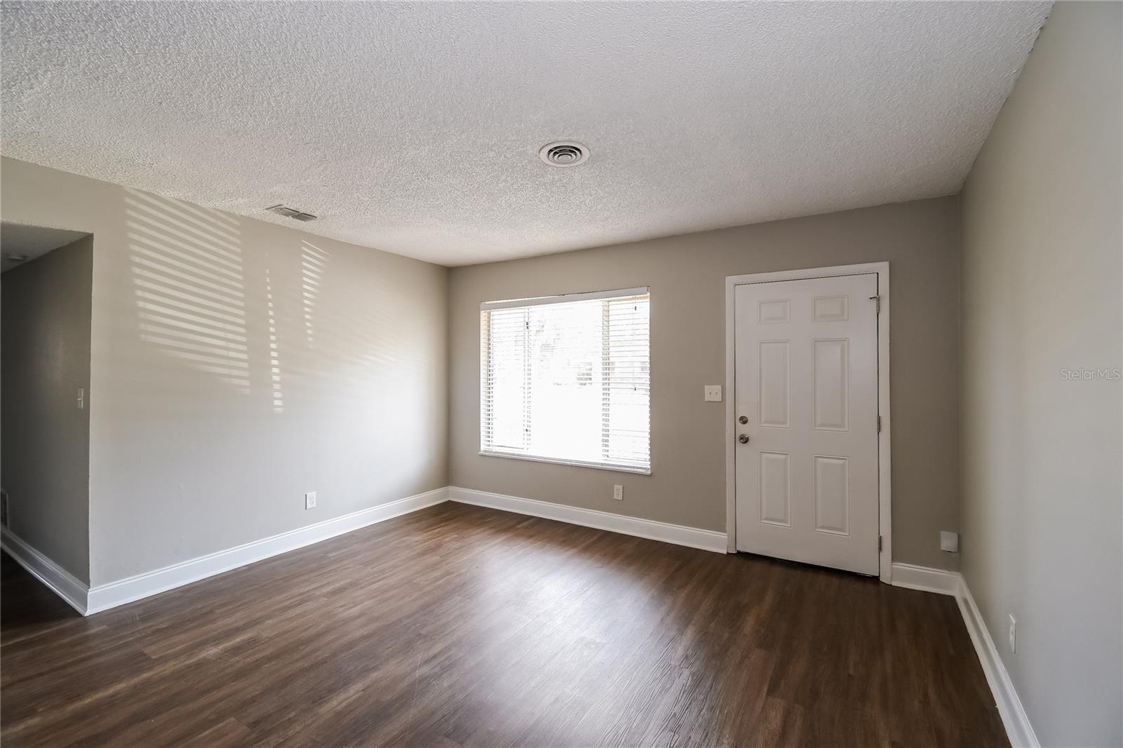 11733 SURFWOOD AVE, JACKSONVILLE, FL, 32246