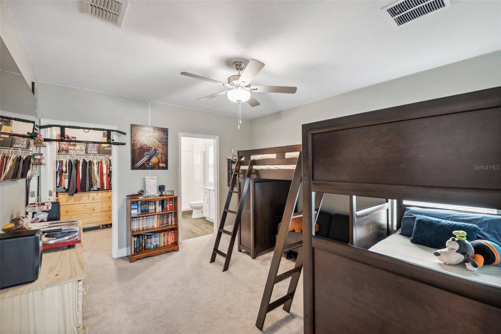 22294 STORYBOOK CABIN WAY, LAND O LAKES, FL, 34637