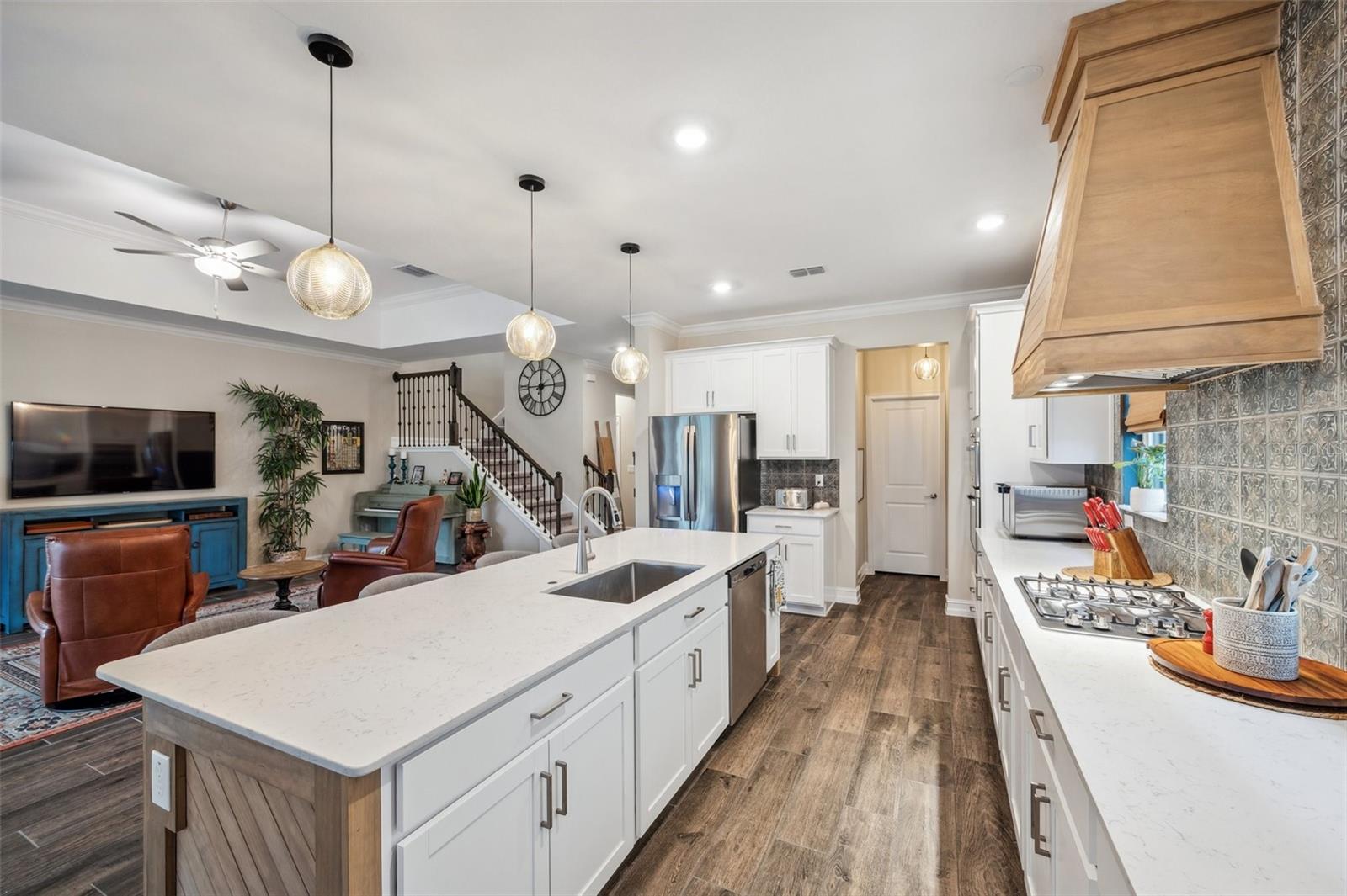 22294 STORYBOOK CABIN WAY, LAND O LAKES, FL, 34637