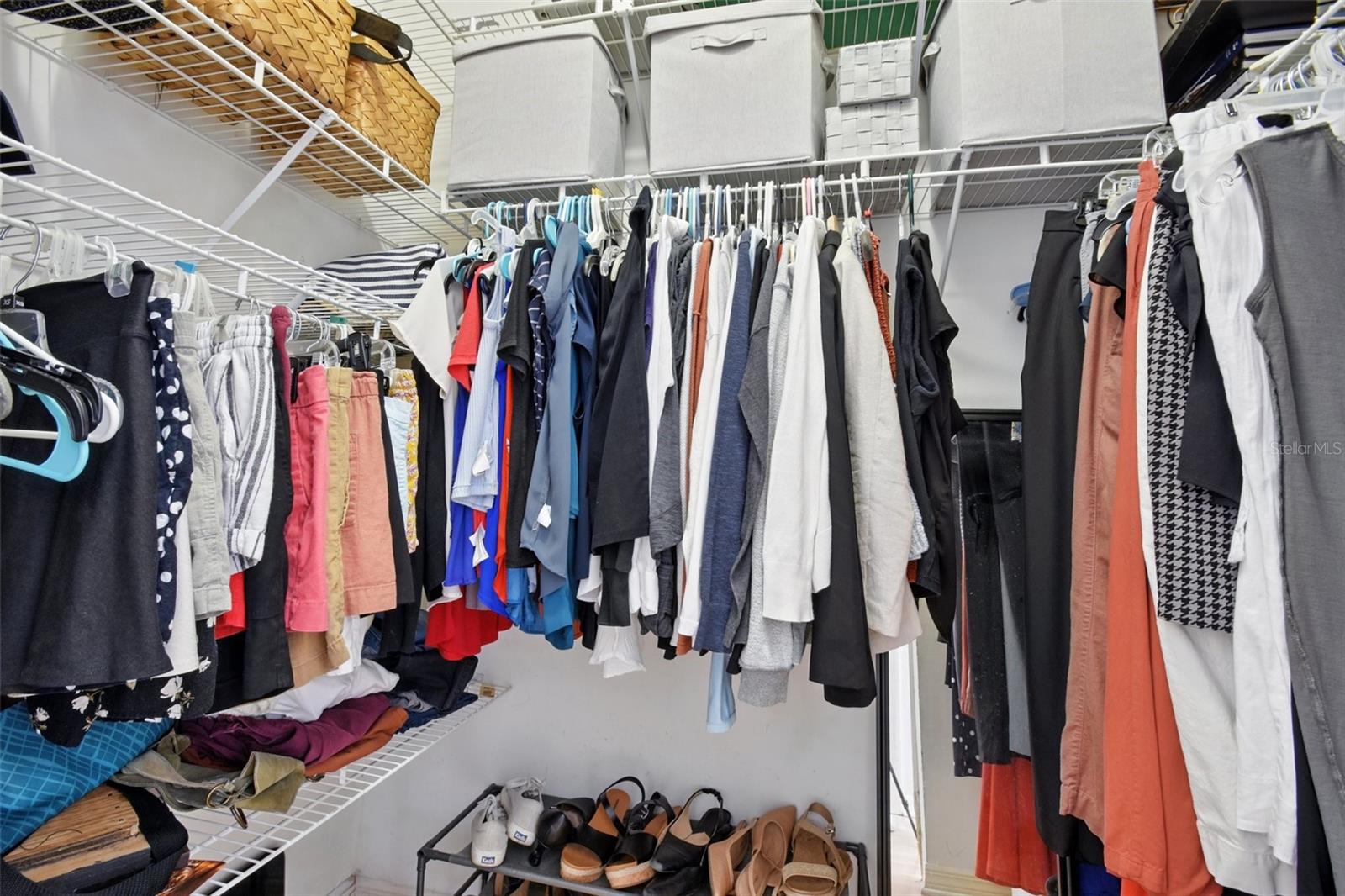 811 WAYNE AVE, ALTAMONTE SPRINGS, FL, 32701