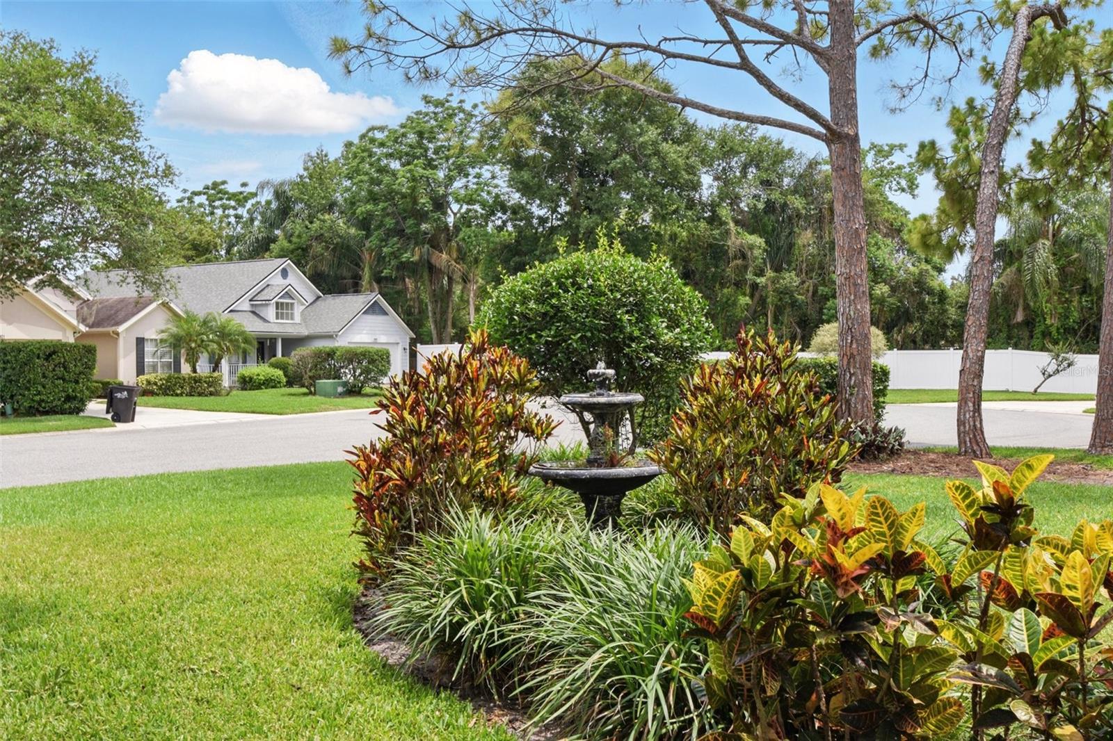 811 WAYNE AVE, ALTAMONTE SPRINGS, FL, 32701