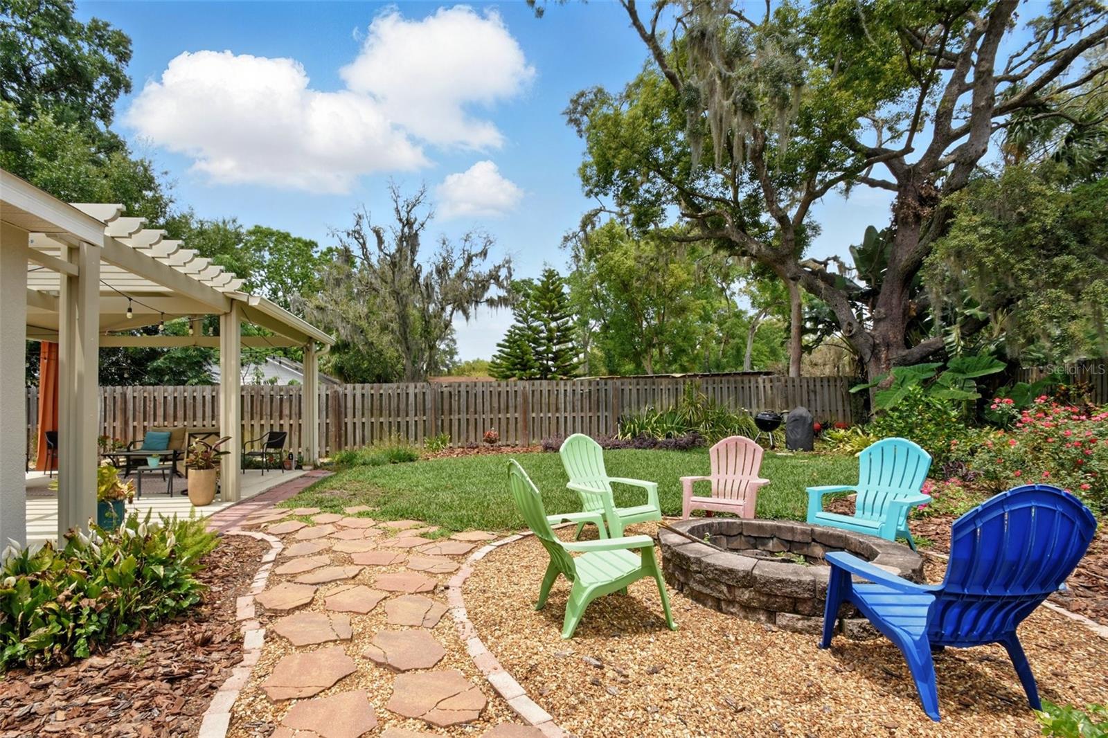 811 WAYNE AVE, ALTAMONTE SPRINGS, FL, 32701