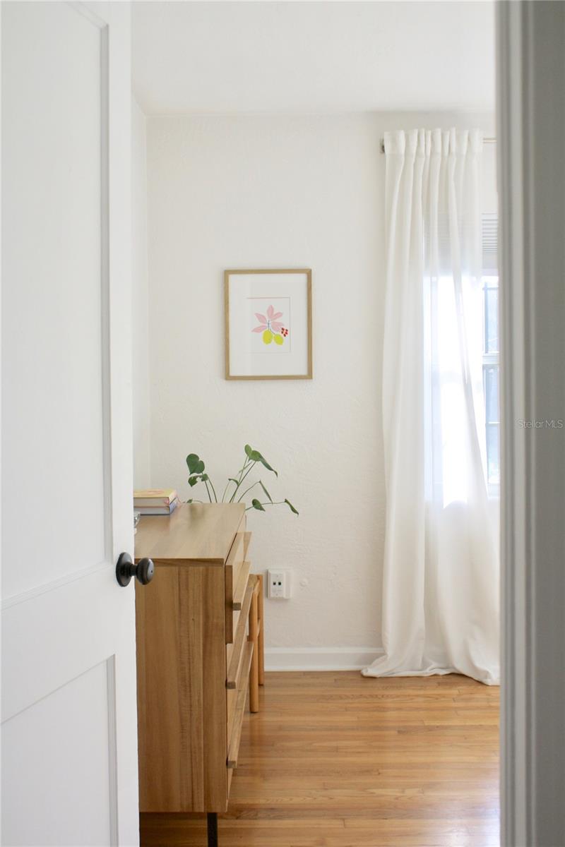 1012 N SHINE AVE, ORLANDO, FL, 32803