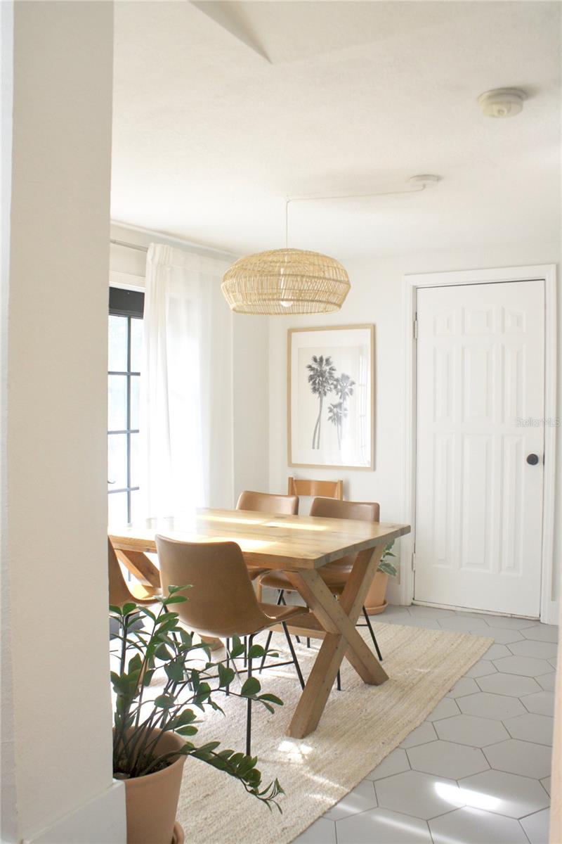 1012 N SHINE AVE, ORLANDO, FL, 32803