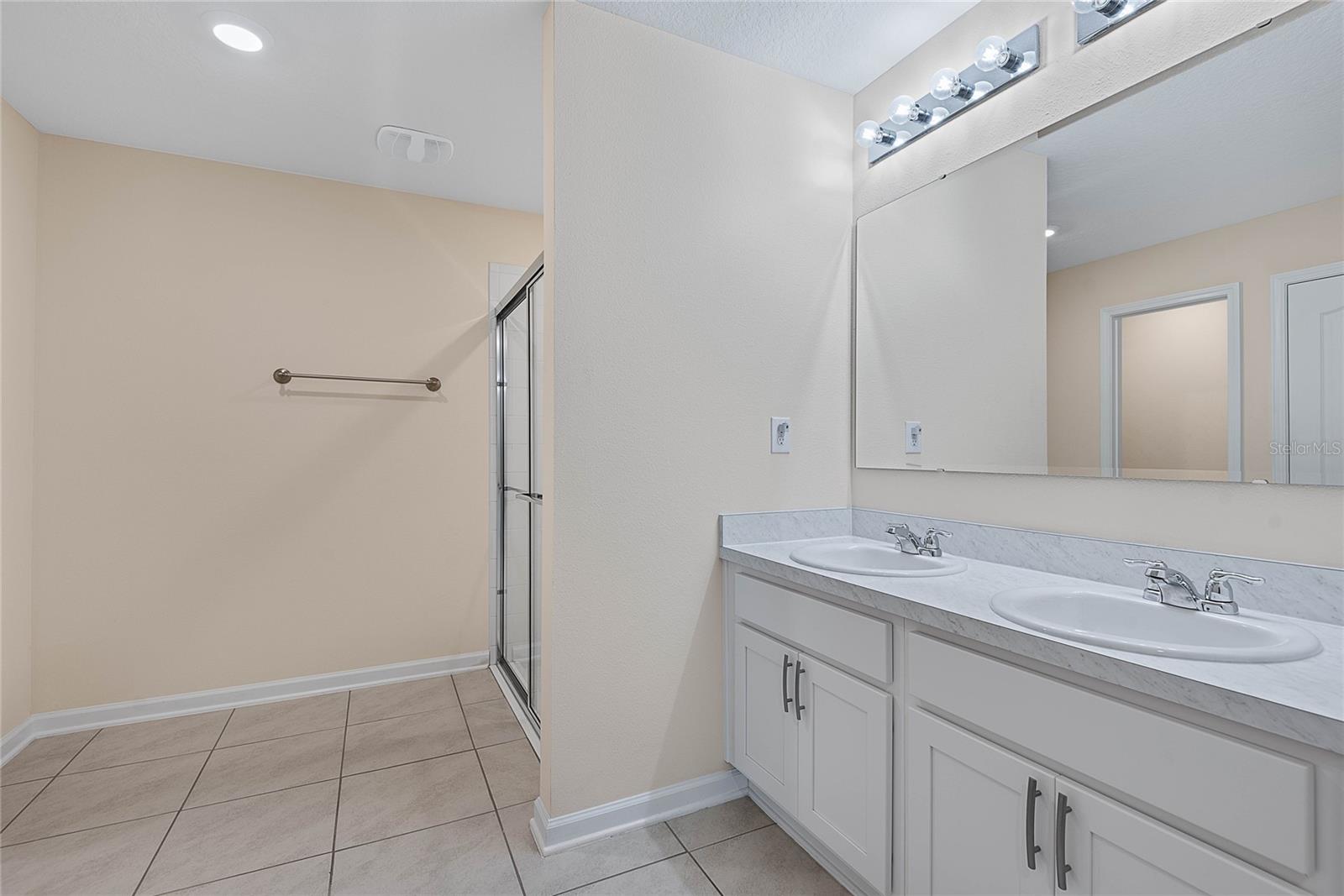 25 RED TOP LN, PALM COAST, FL, 32164