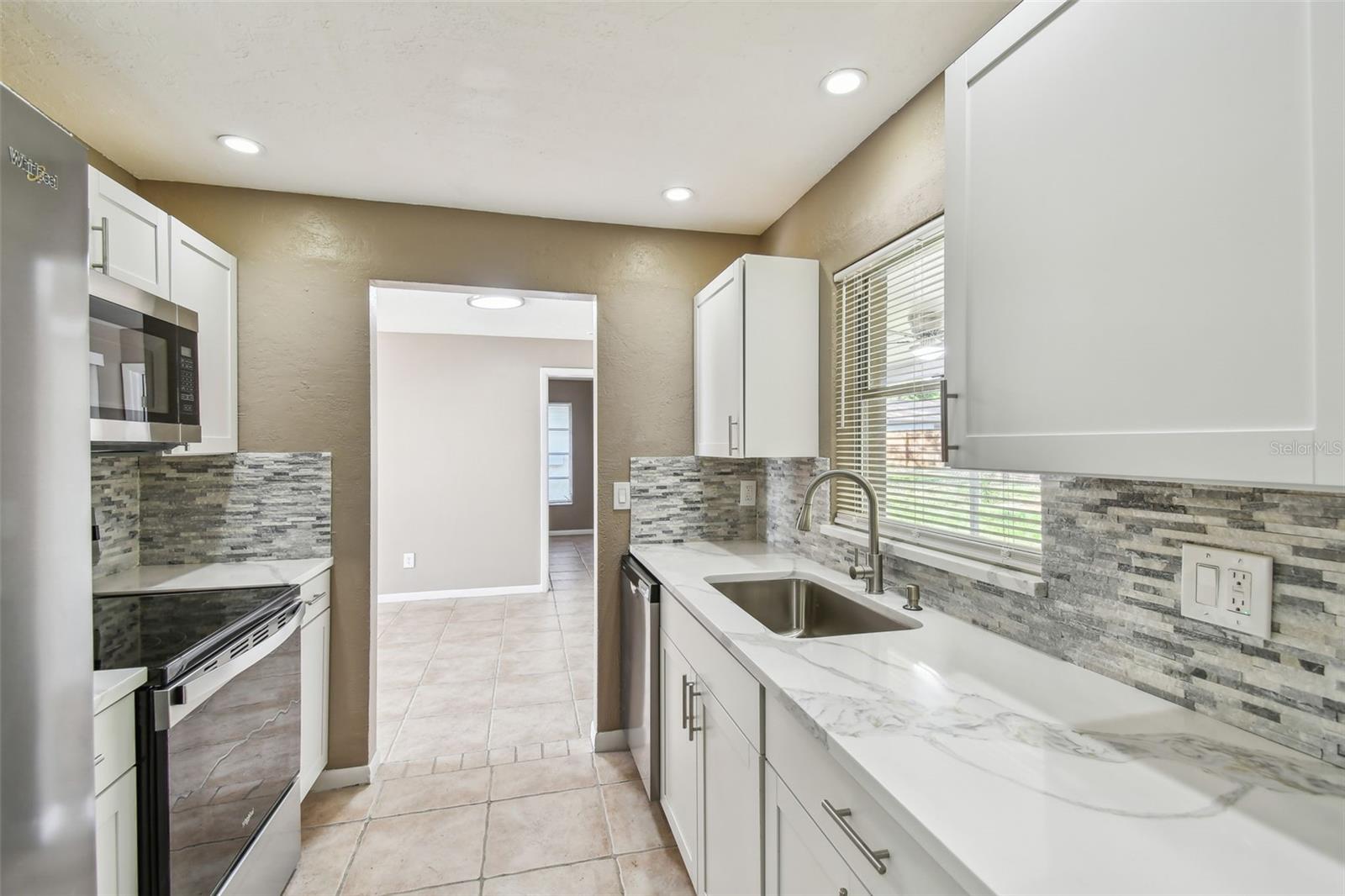 3249 PARKWAY PL, PALM HARBOR, FL, 34684