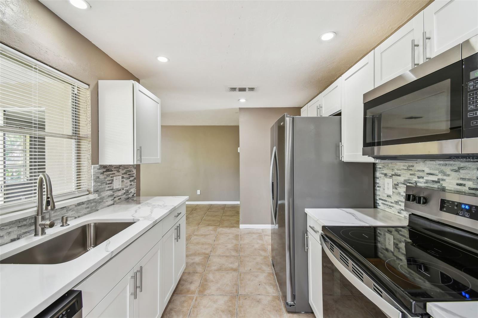 3249 PARKWAY PL, PALM HARBOR, FL, 34684