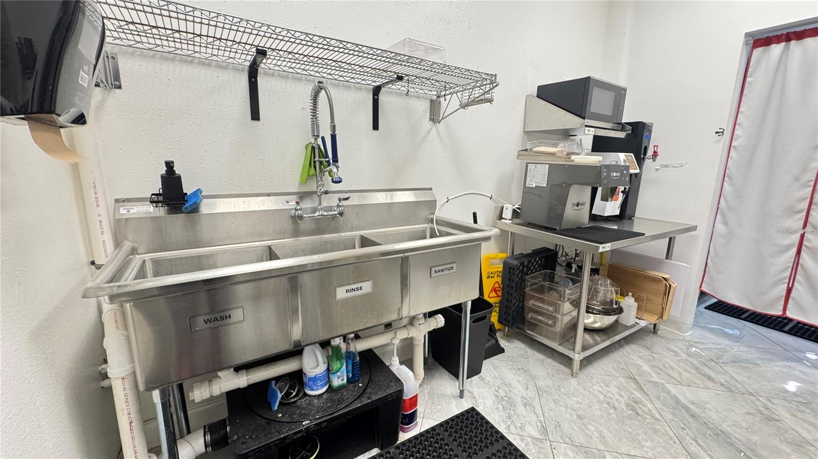 483 MANDALAY AVE #209, CLEARWATER BEACH, FL, 33767