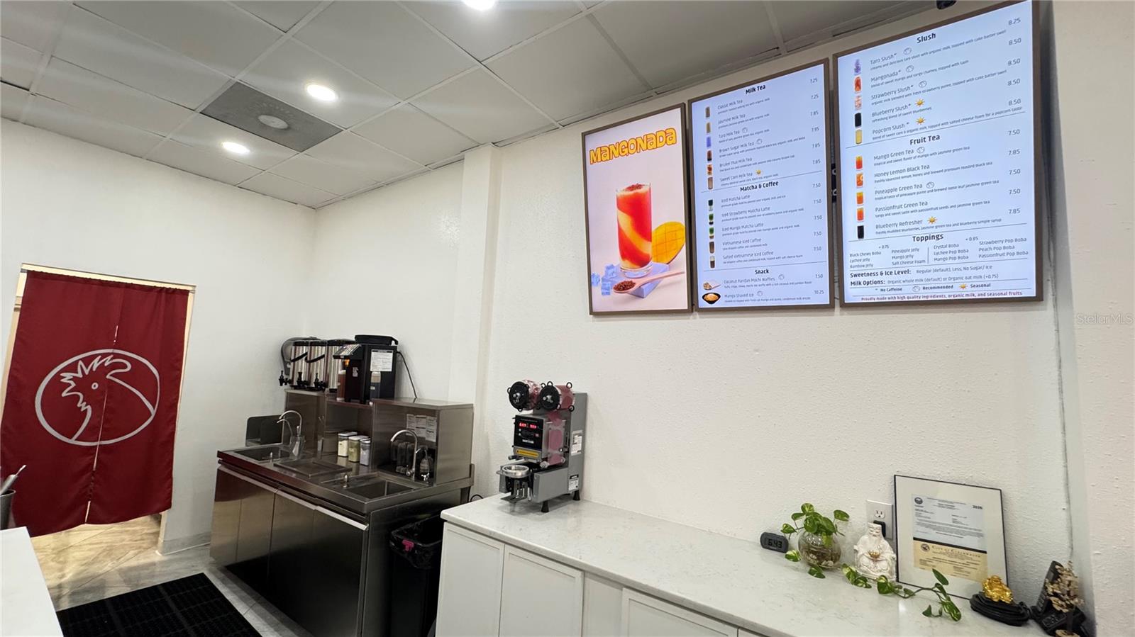 483 MANDALAY AVE #209, CLEARWATER BEACH, FL, 33767