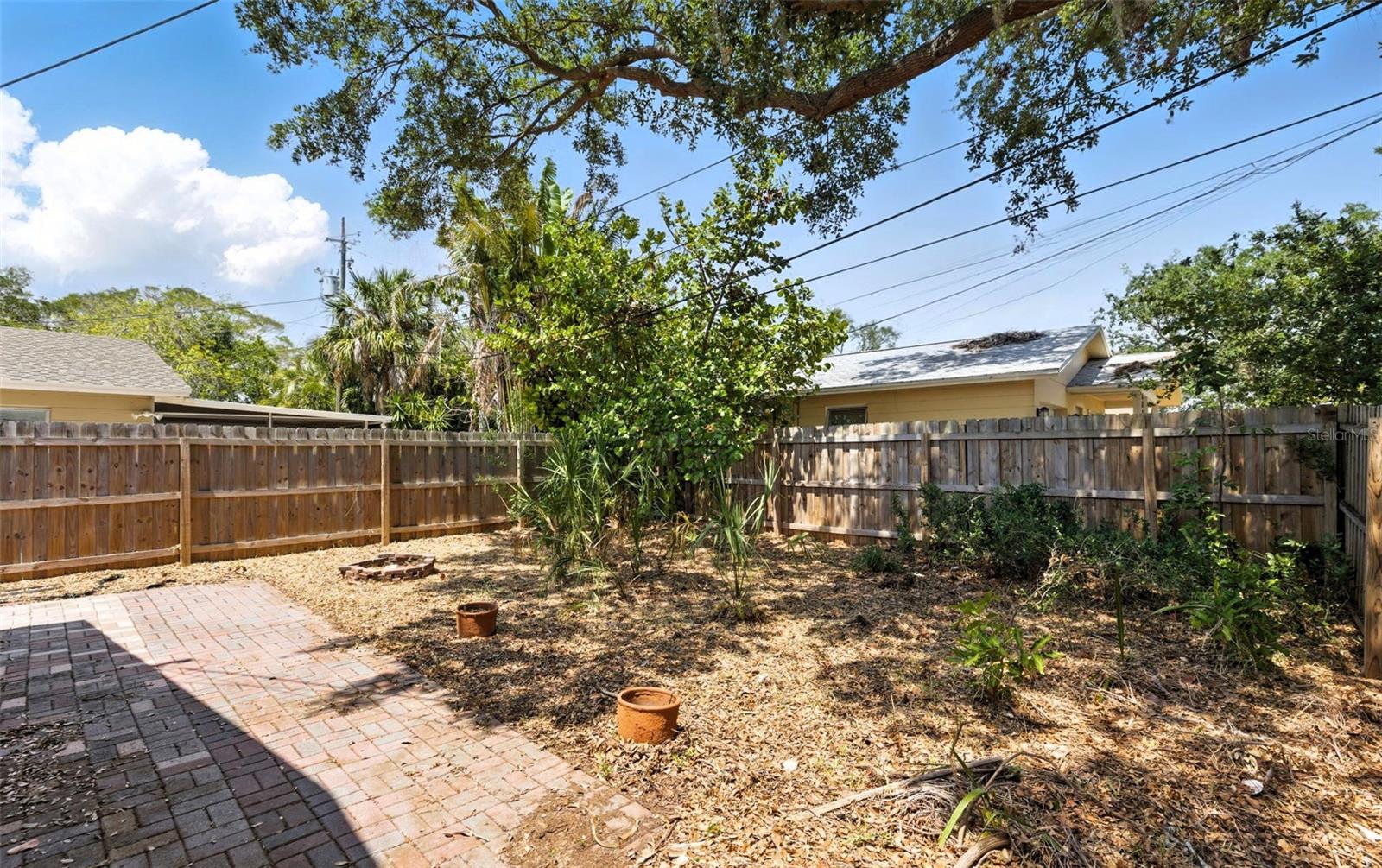 1801 MISSISSIPPI AVE NE, ST PETERSBURG, FL, 33703