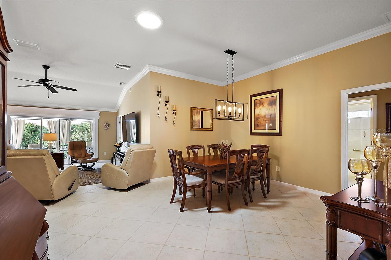 1053 ALCOVE LOOP, THE VILLAGES, FL, 32162