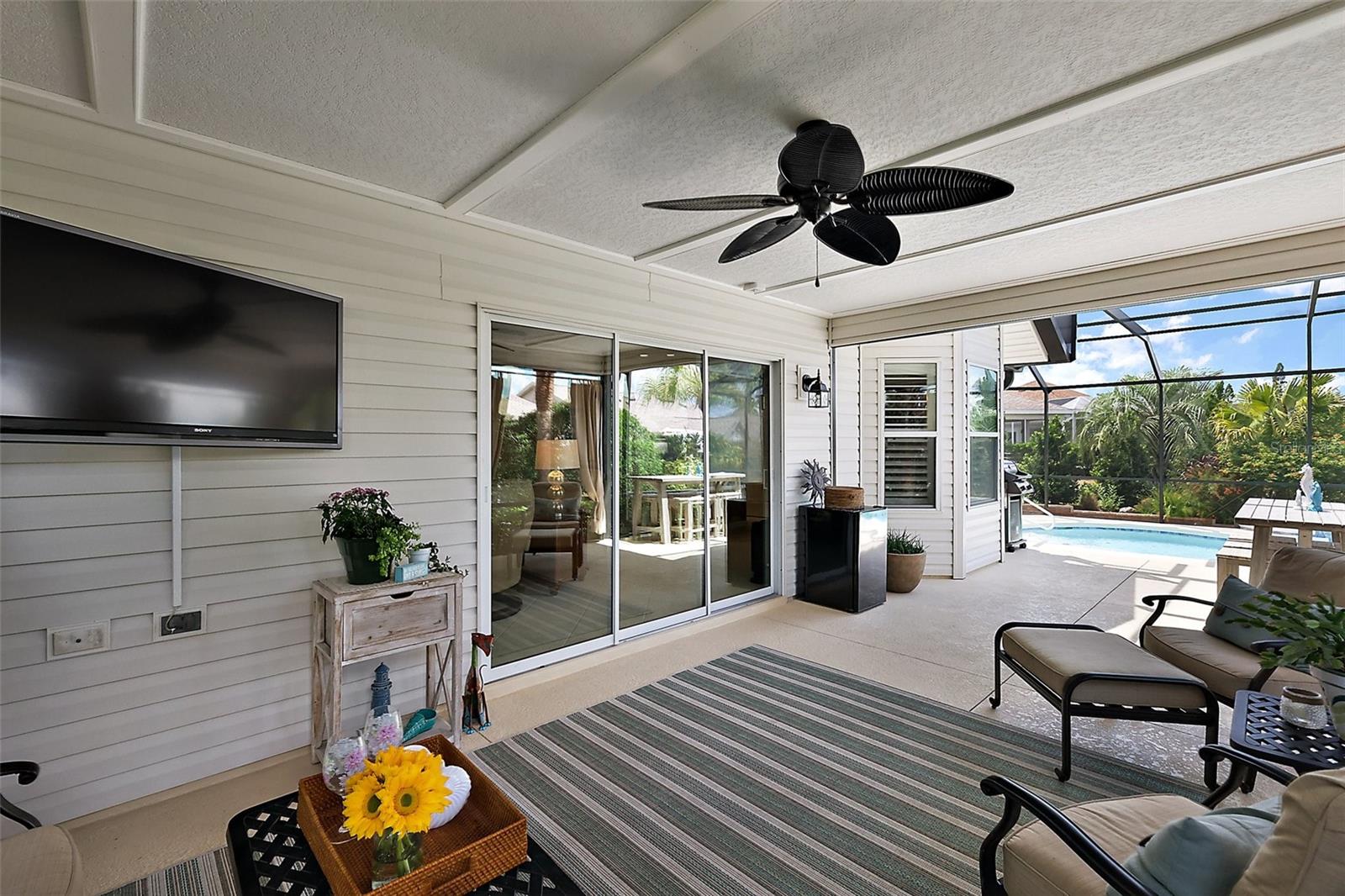 1053 ALCOVE LOOP, THE VILLAGES, FL, 32162