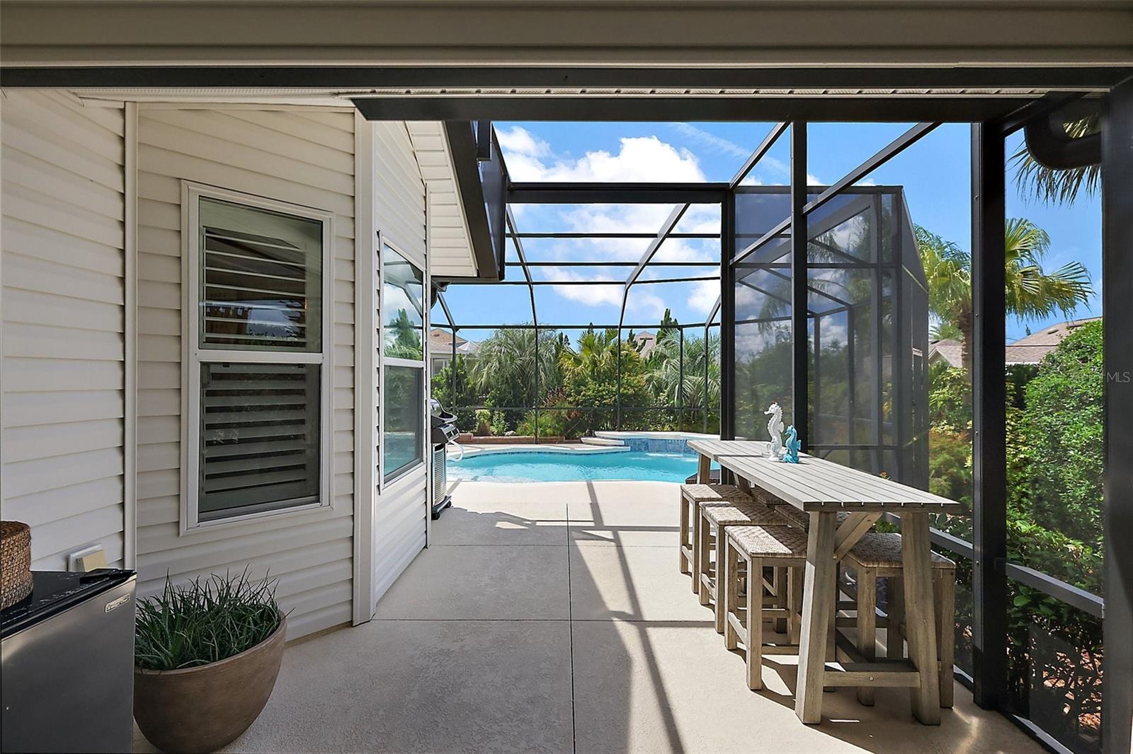 1053 ALCOVE LOOP, THE VILLAGES, FL, 32162