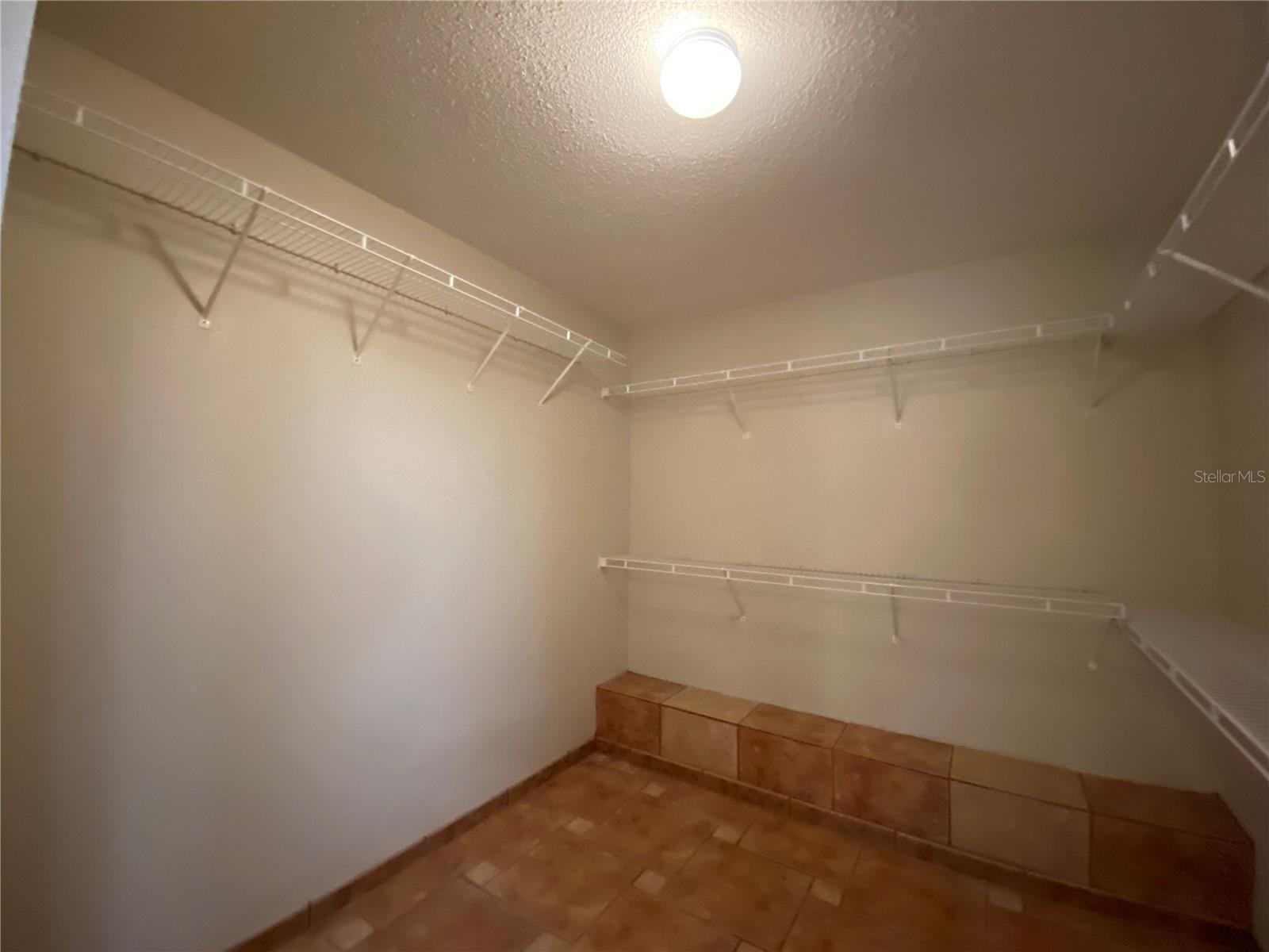 3791 LAKE MIRAGE BLVD, ORLANDO, FL, 32817