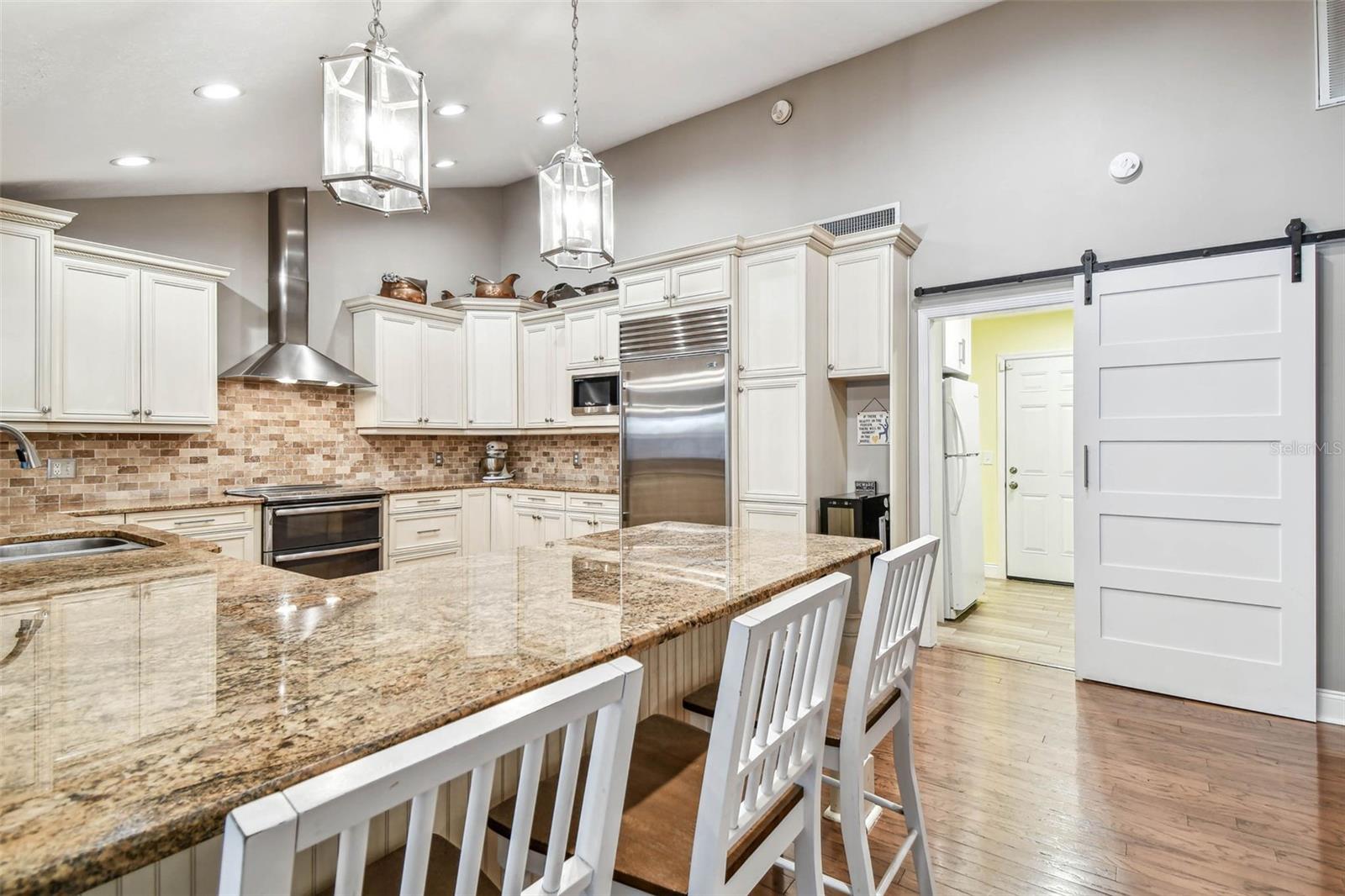 3304 LATANIA DR, TAMPA, FL, 33618