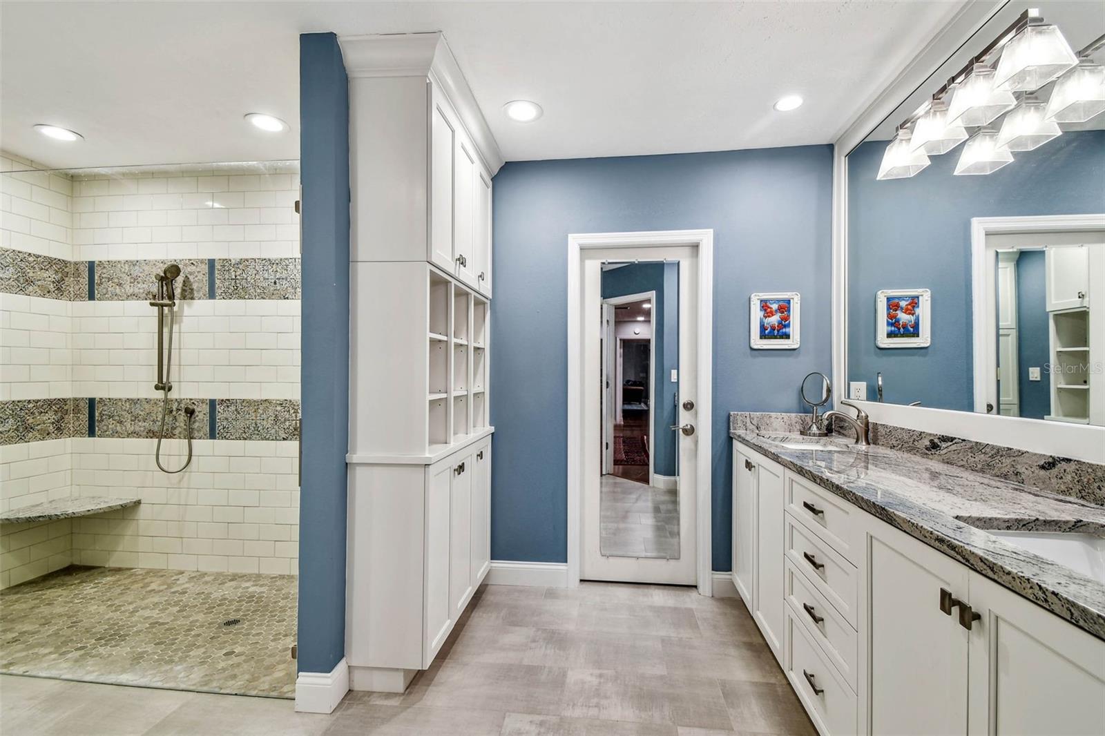 3304 LATANIA DR, TAMPA, FL, 33618