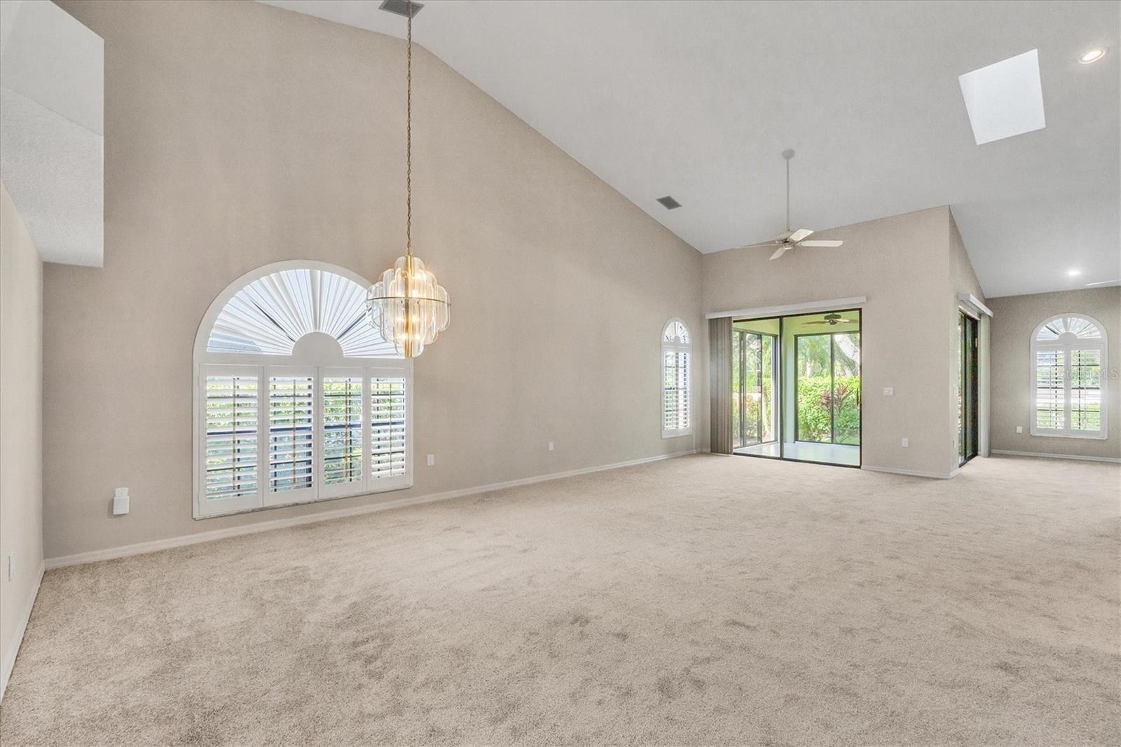 A4652245 Property Photo