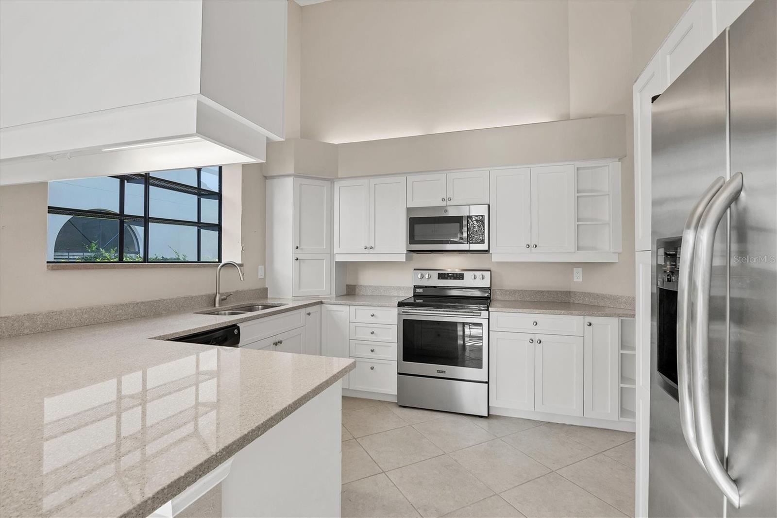 A4652245 Property Photo