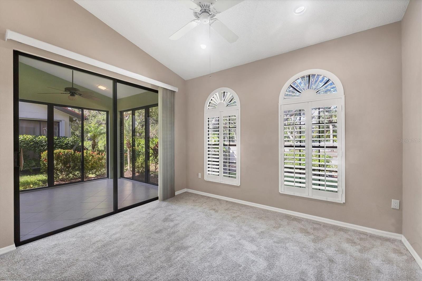 A4652245 Property Photo