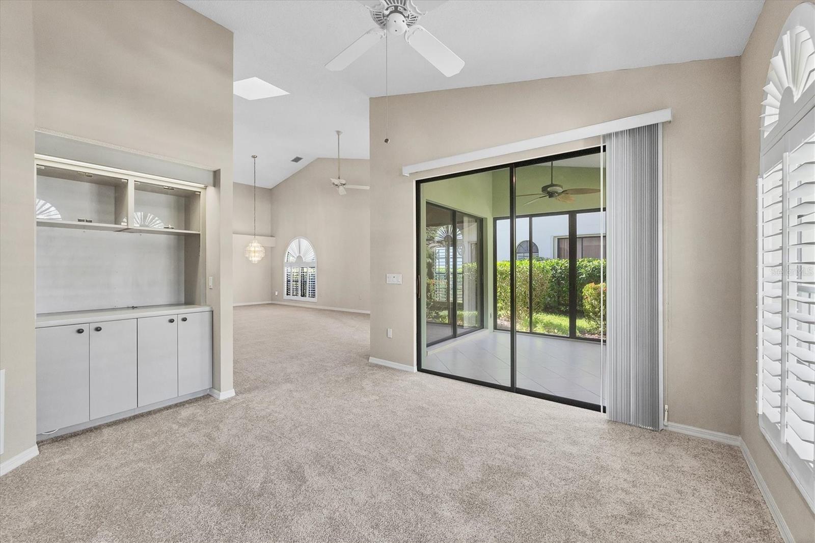 A4652245 Property Photo